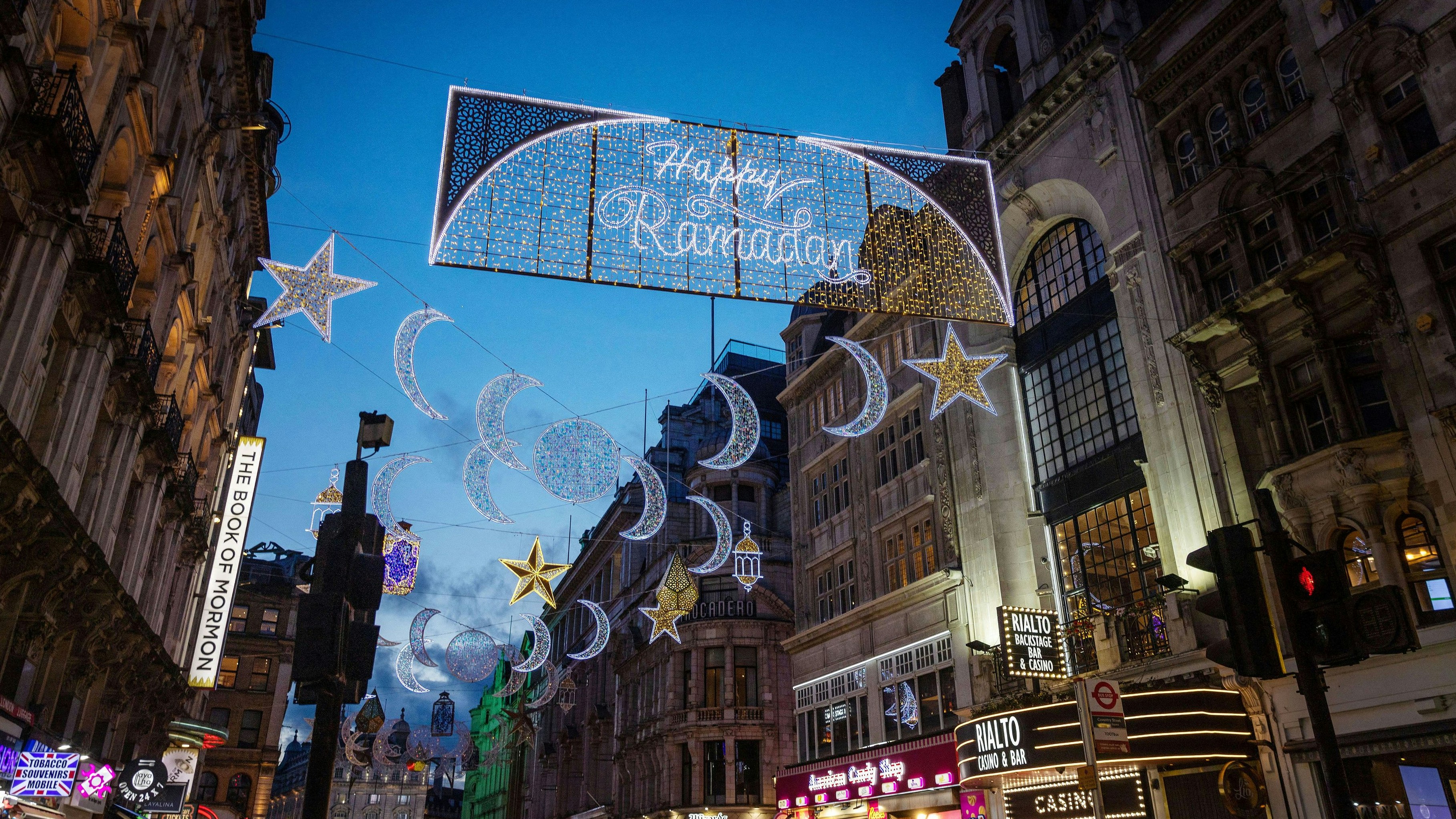 Im Vorjahr gab es eine Ramadan-Beleuchtung in London, auch in Frankfurt wird es heuer eine geben. 