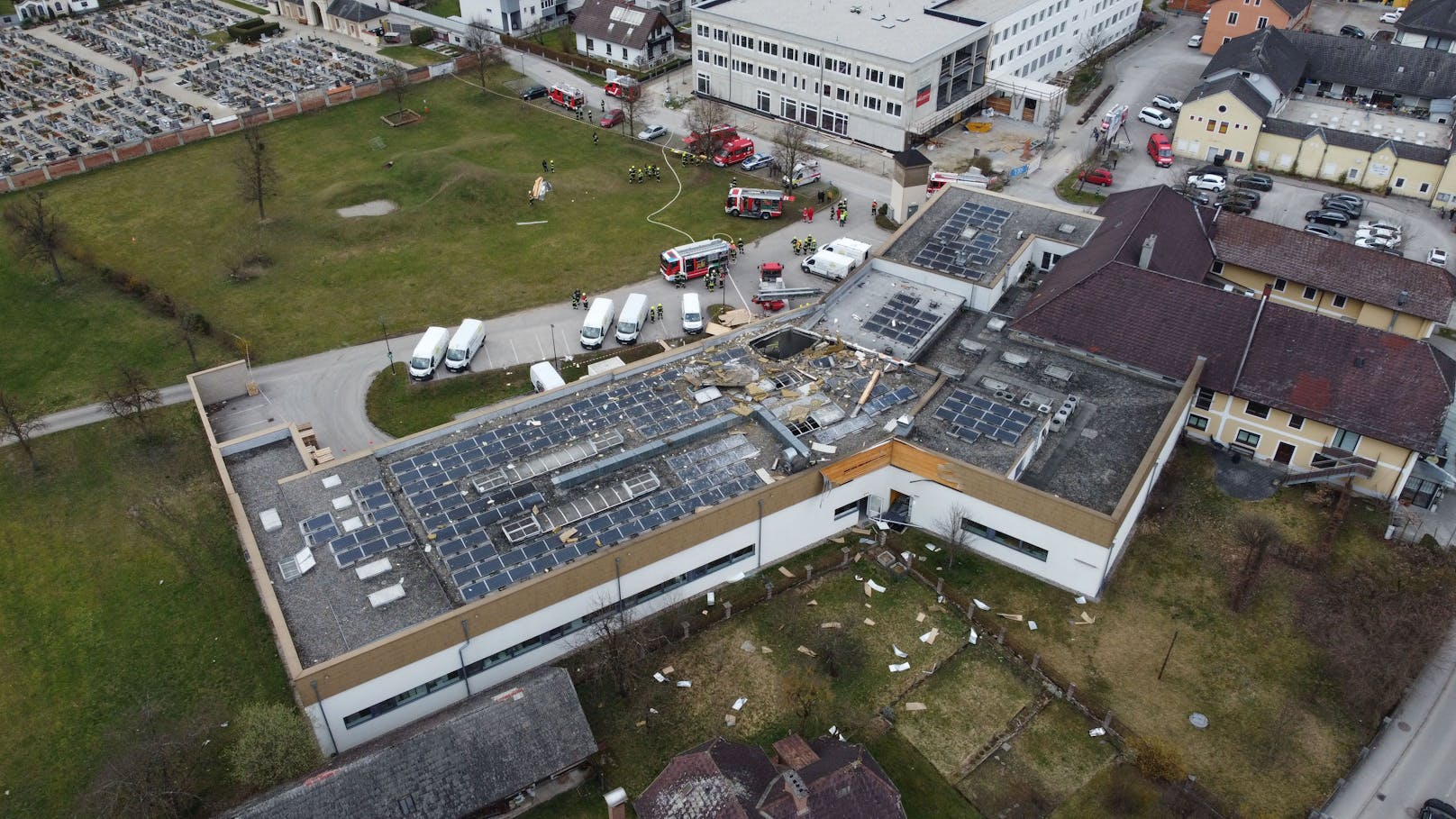 In Oberösterreich ist es am Mittwoch in einer Bäckerei zu einer heftigen Explosion gekommen.