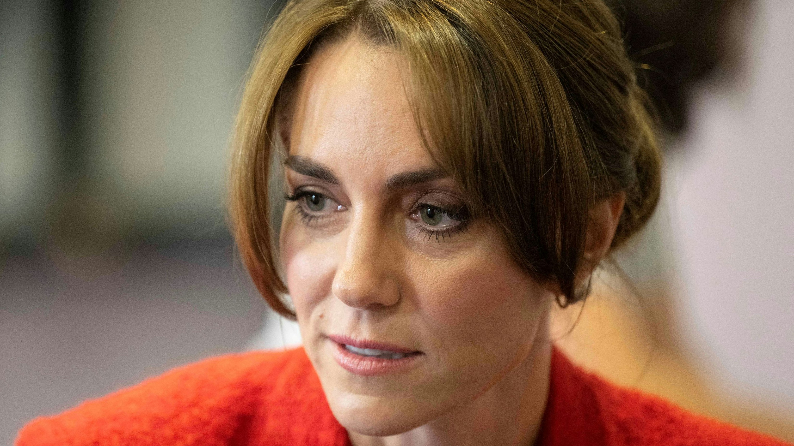 Wirbel um Prinzessin Kates ersten öffentlichen Auftritt.