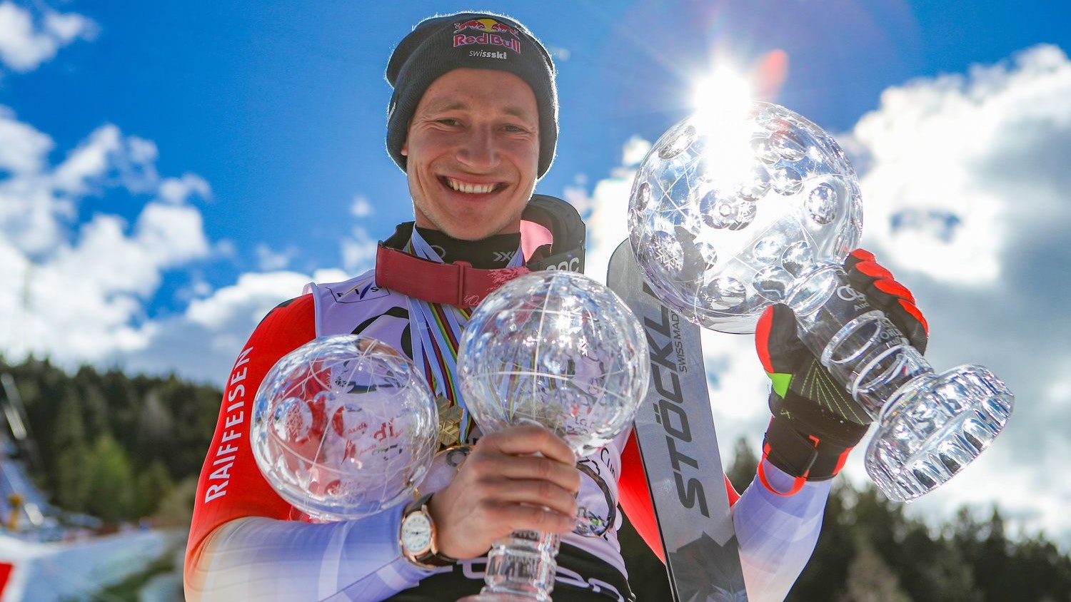 Wieviele Kristallkugeln nimmt Marco Odermatt mit nach Hause? 