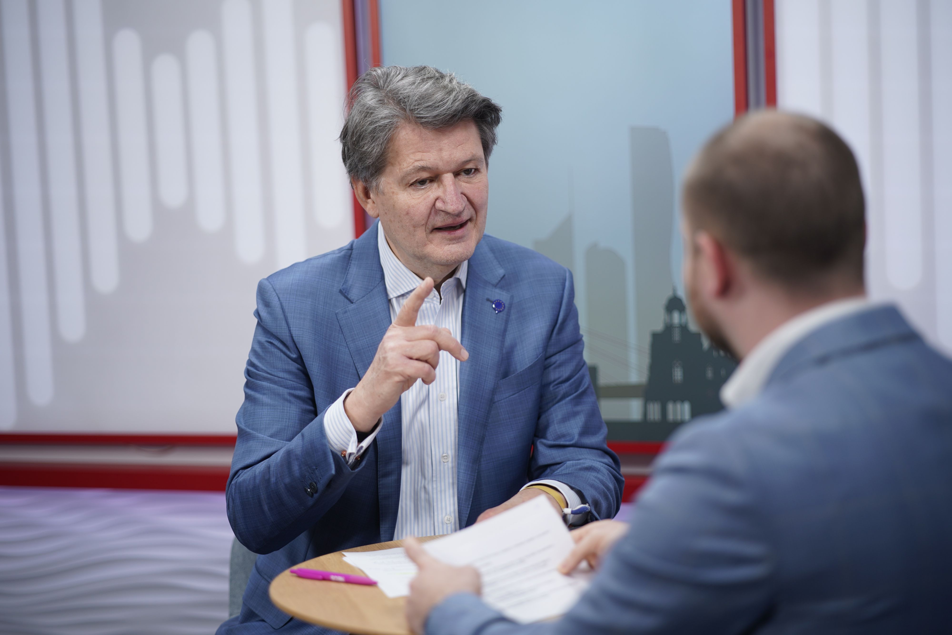 Helmut Brandstätter reagierte auf russische Fake-News höchst emotional.