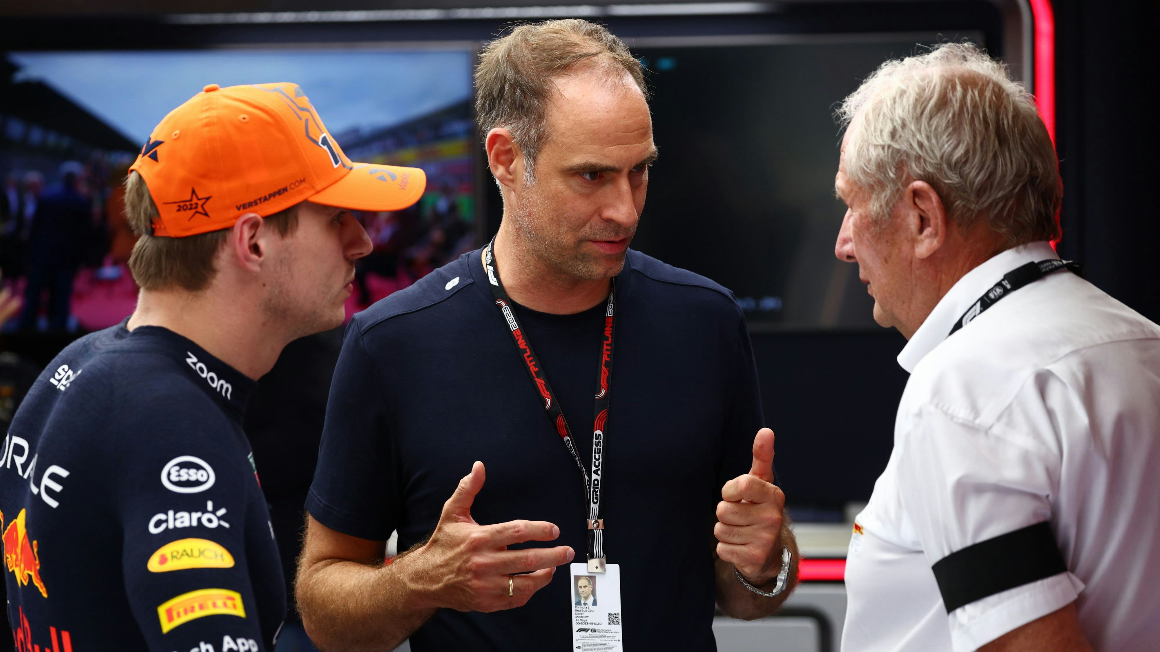 Nach einem Gespräch mit Oliver Mintzlaff bleibt Helmut Marko bei Red Bull an Bord. 