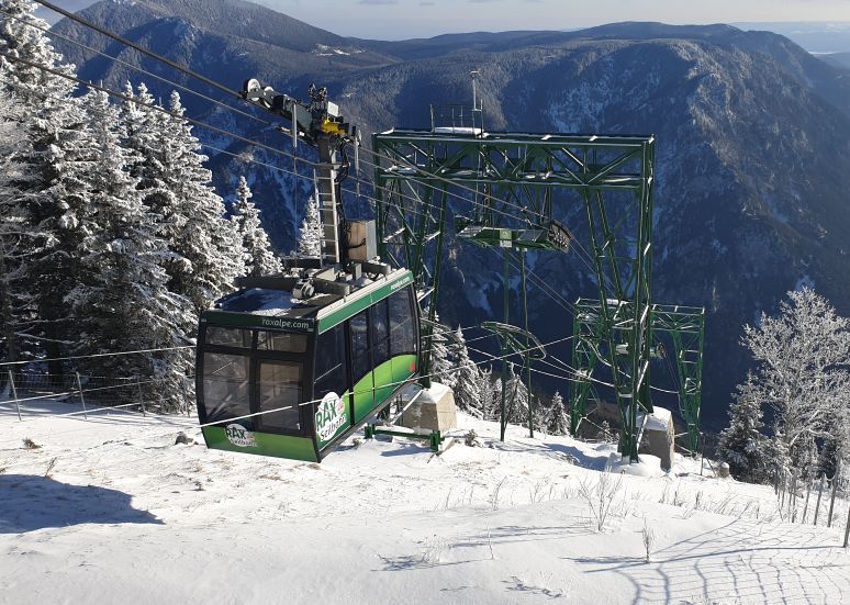  Wegen einer Sturmwarnung stellt die Rax-Seilbahn am Sonntag den Betrieb ein. 