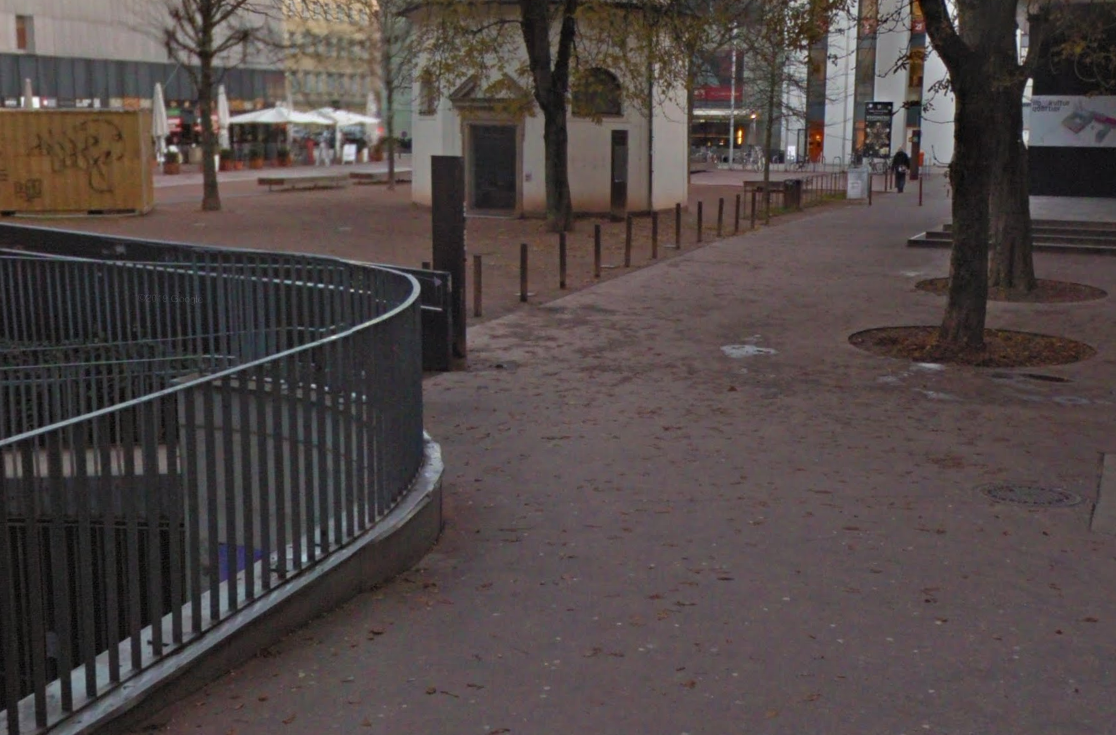 Dieses Geländer wurde dem jungen Mühlviertler in Linz zum Verhängnis.