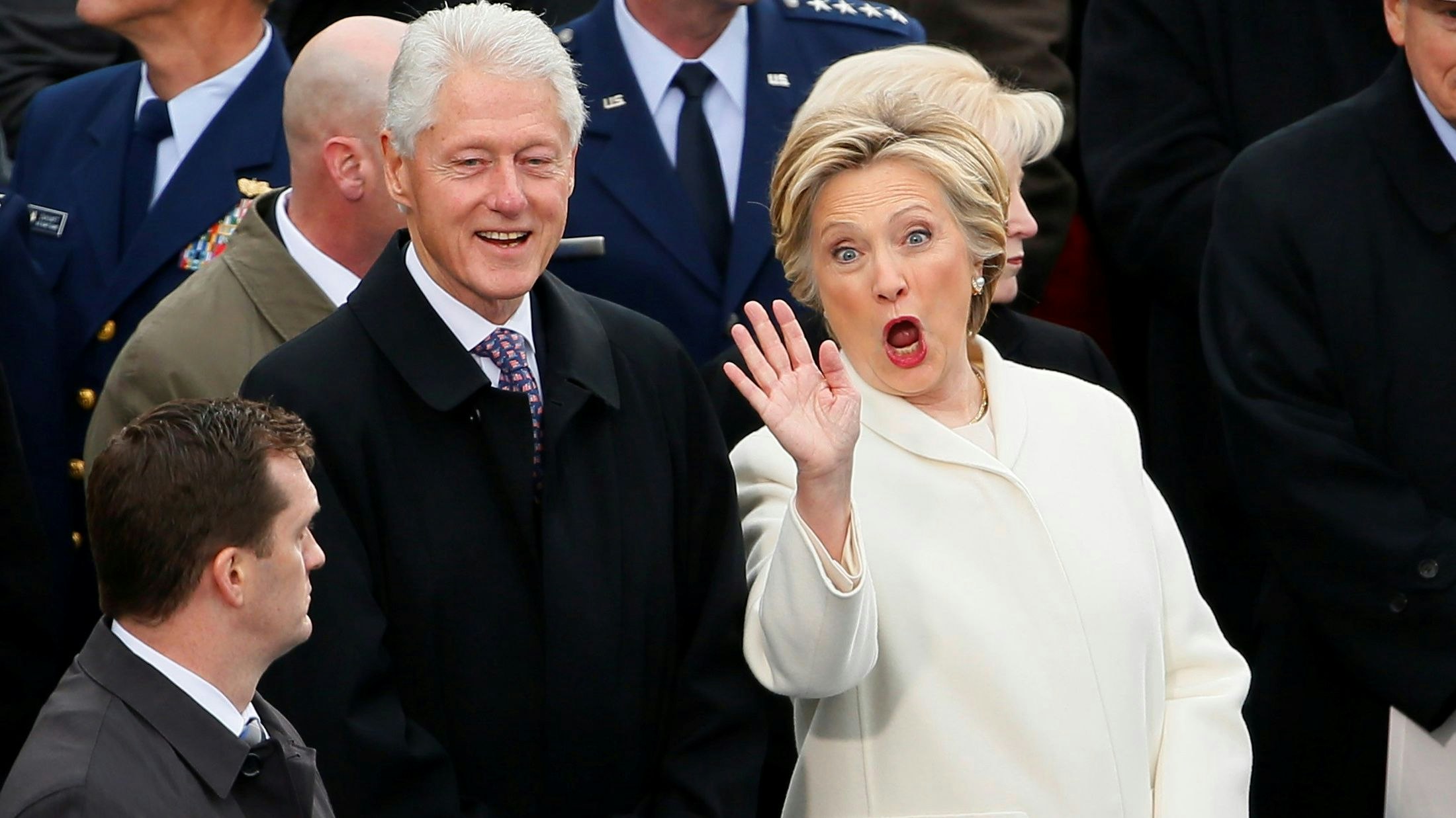 Hillary Clinton mit Ehemann und Ex-Präsident Bill Clinton bei der Angelobung von Donald Trump 2017  in Washington