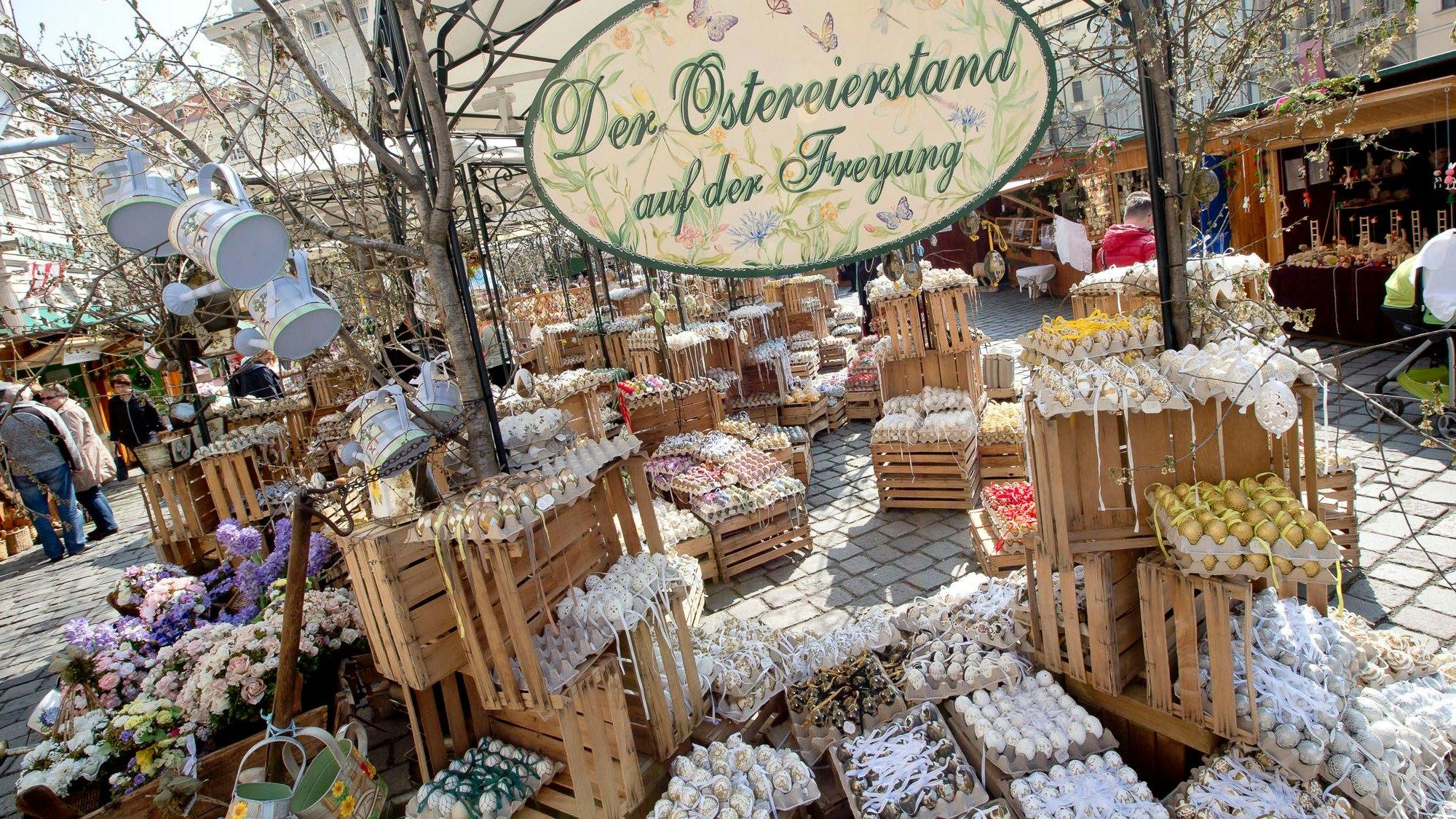 Rechtzeitig zum Frühlingsbeginn öffnen auch die Wiener Ostermärkte wieder ihre Türen.