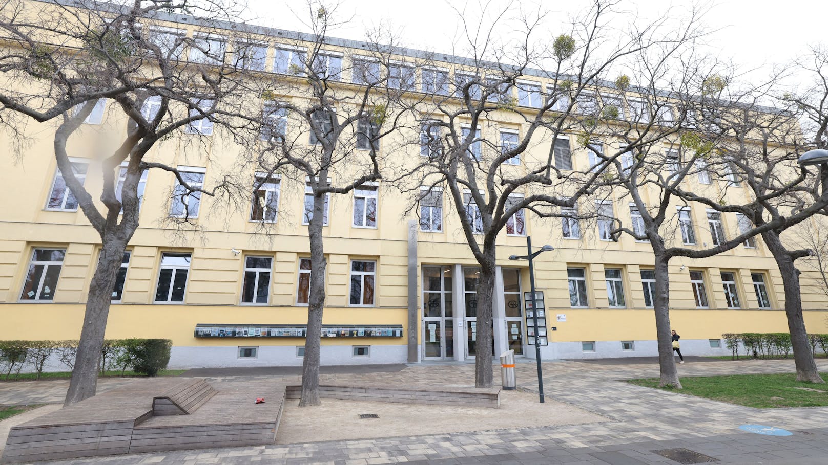 Schüler eines Gymnasiums im 21. Bezirk haben zu Ramadan-Ende (10. April) mitten in der Woche schulfrei.