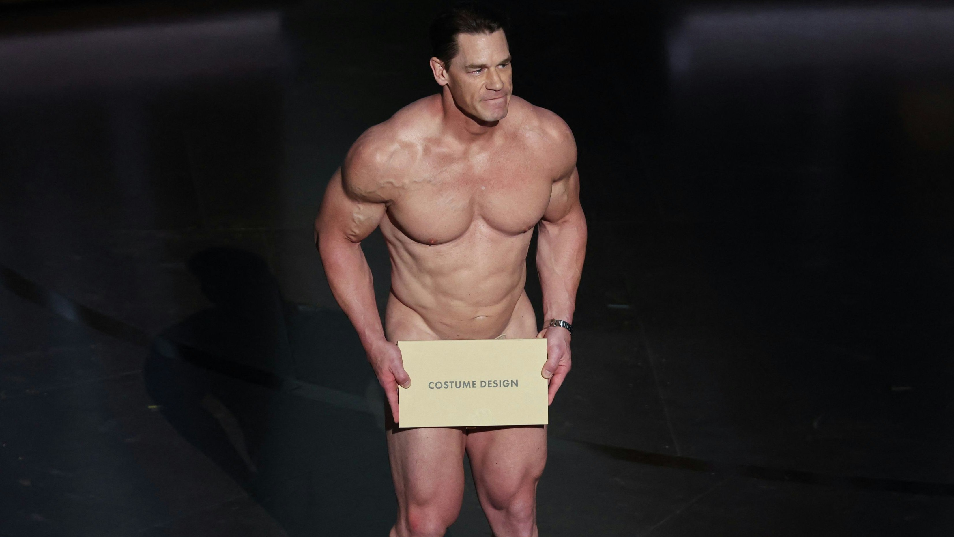 John Cena ließ bei den Oscars die Hüllen fallen.