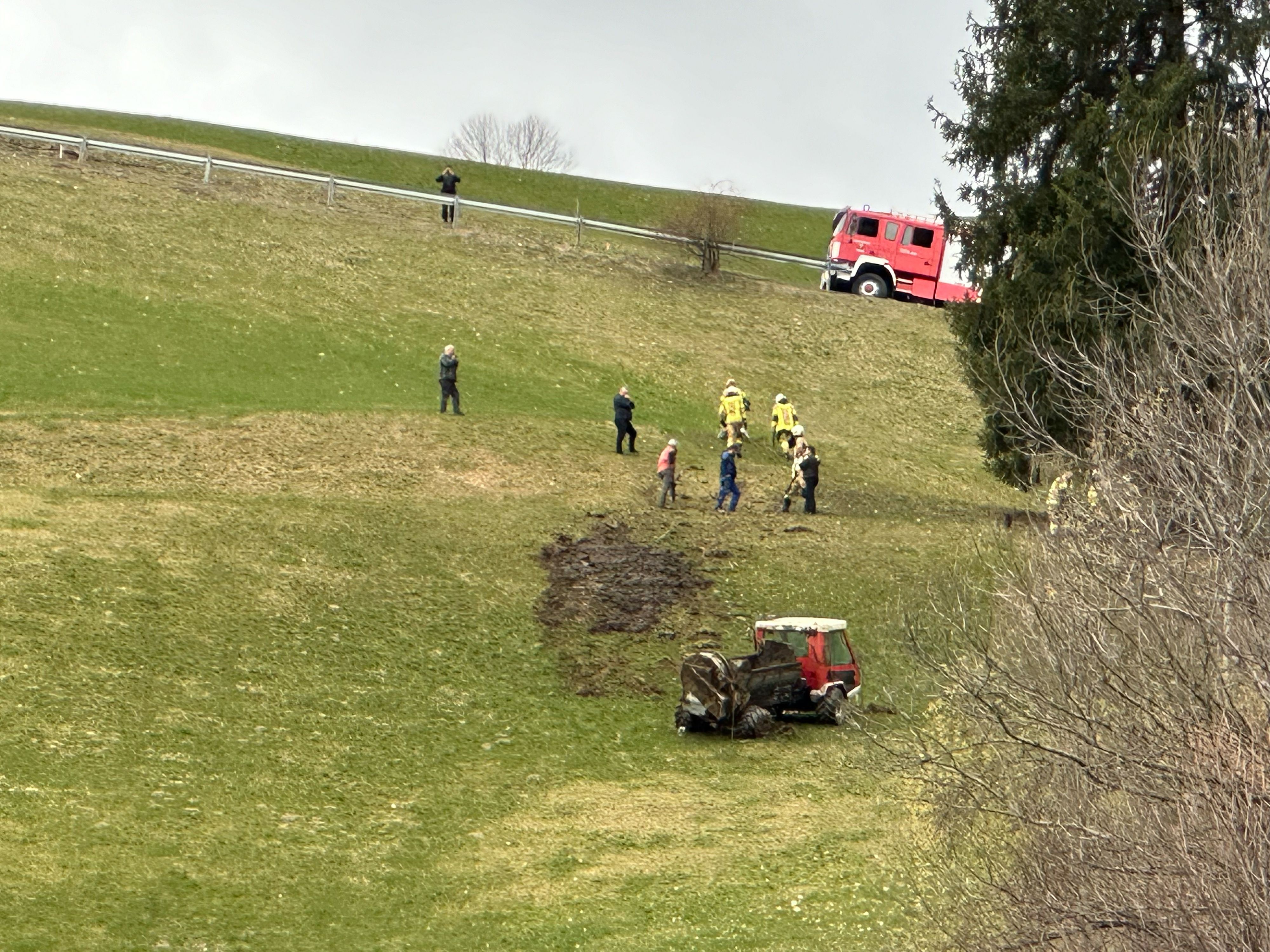 Am 11.03.2024 verunfallte ein 69-Jähriger mit einem Motorkarren in Oberau. Der Mann erlitt schwere Verletzungen. 
