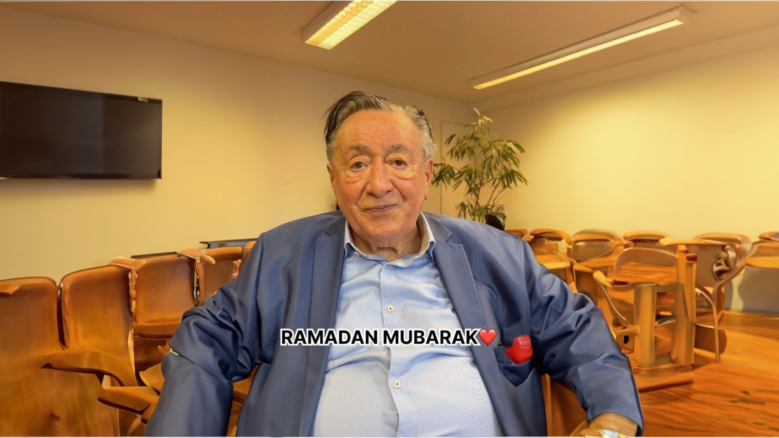 Richard Lugner wünscht Ramadan Mubarak - also einen frohen Ramadan