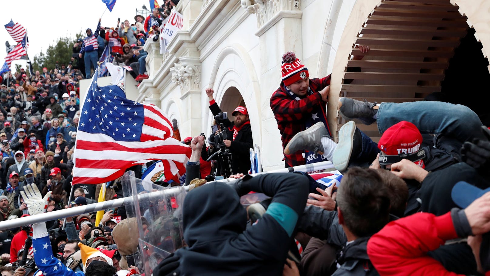 Am 6. Januar 2021 stürmten Anhänger von Donald Trump das Capitol in Washington.