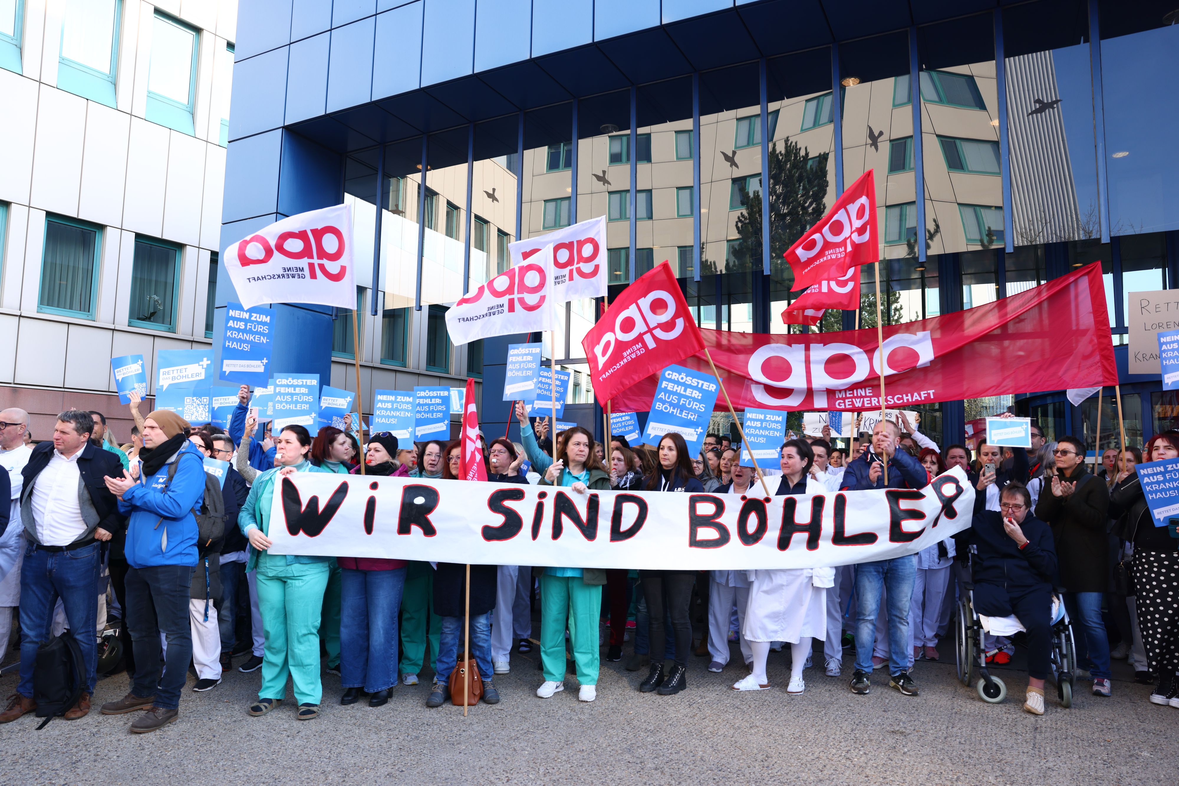 Bereits am 6. März protestierte das Personal des Lorenz-Böhler-Spitals gegen die Schließung.