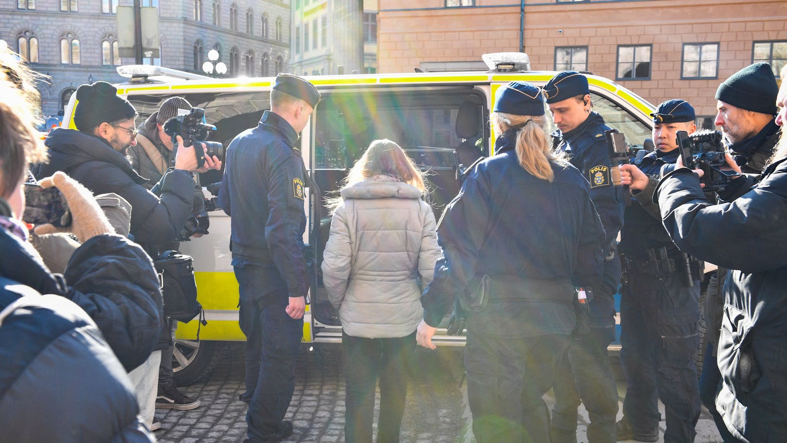 Klima-Protest – Greta Thunberg von Polizei abgeführt