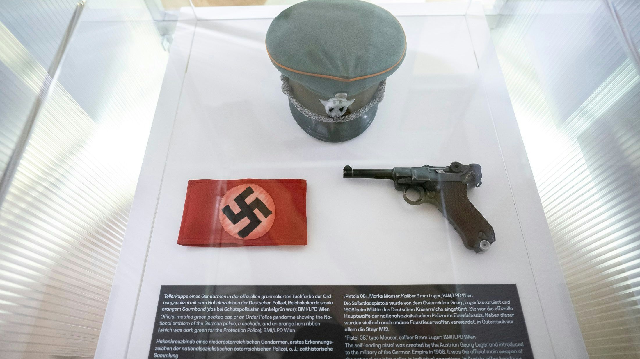 Drei Objekte werden in der Schau gezeigt: Das Innenministerium hat die Rolle der Exekutive im Nationalsozialismus aufarbeiten lassen