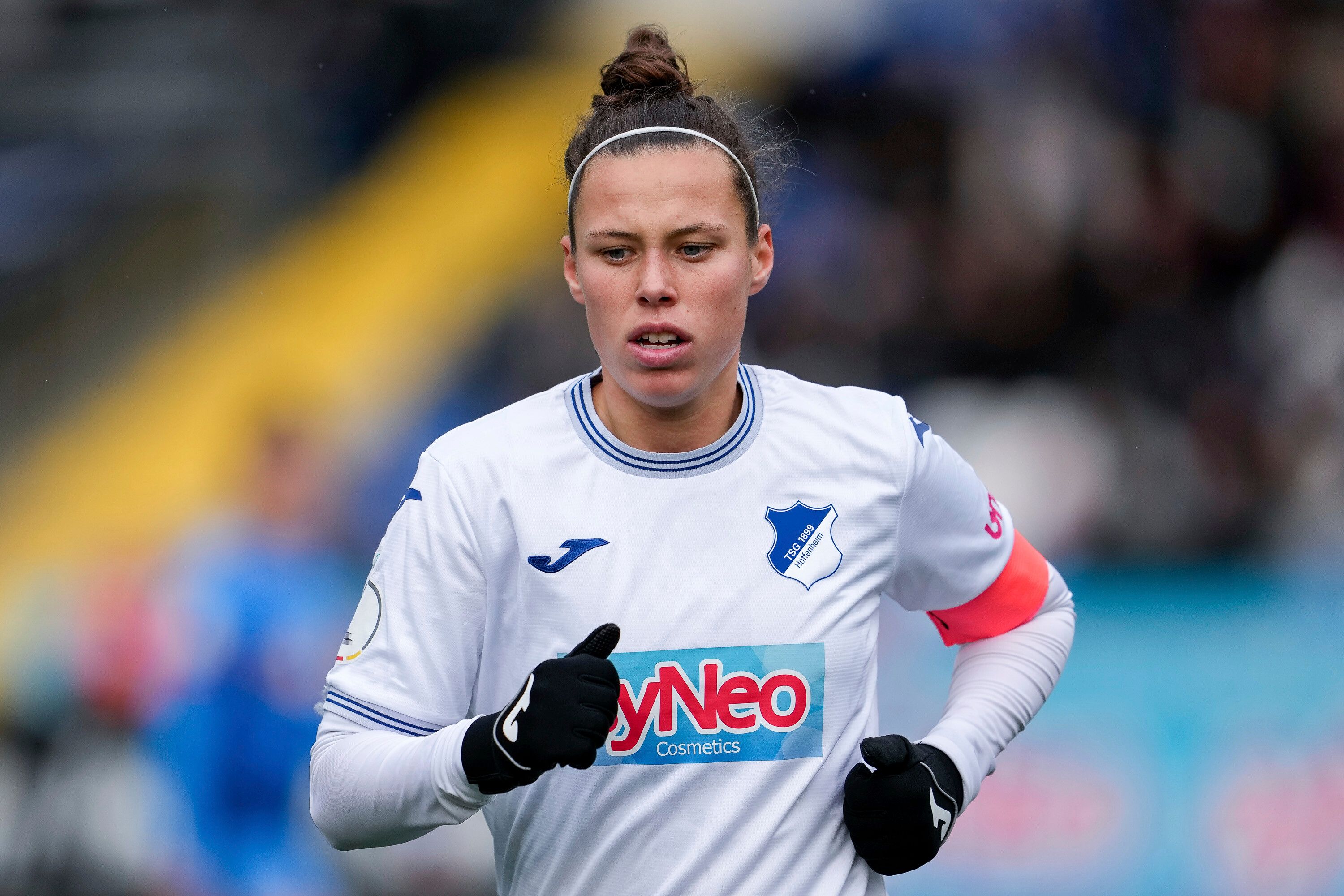 ÖFB-Star Nicole Billa