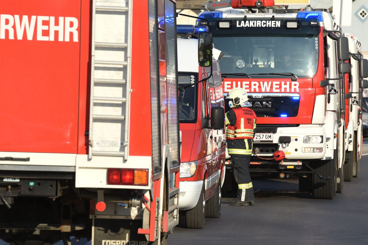 Auf der A2 kam es am Dienstagmorgen zu einer Massenkarambolage. (Symbolbild)