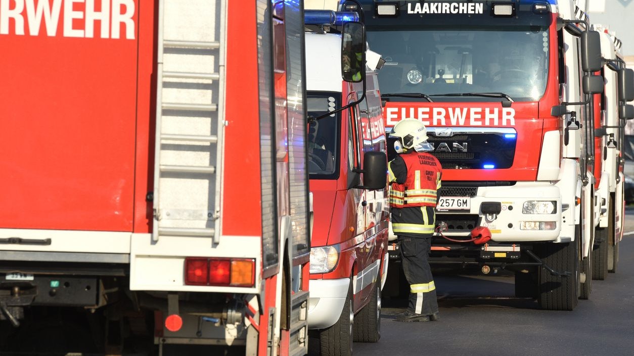 Auf der A2 kam es am Dienstagmorgen zu einer Massenkarambolage. (Symbolbild)