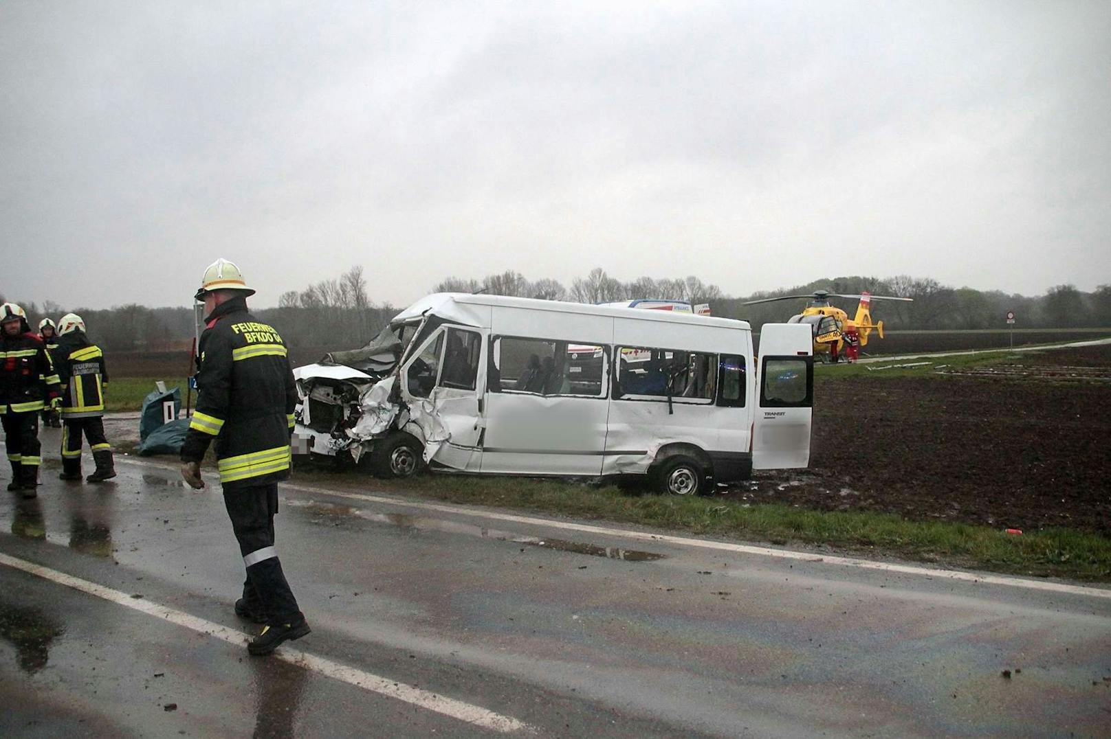 Schwerer Unfall auf der B49 fordert ein Todesopfer.