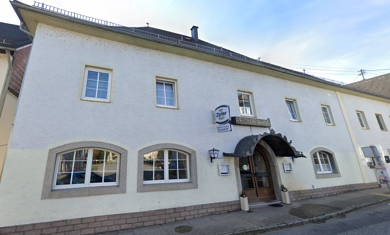 Seit kurzem ist der Regauerhof Geschichte. Der Hauseigentümer sucht einen neuen Pächter.&nbsp;