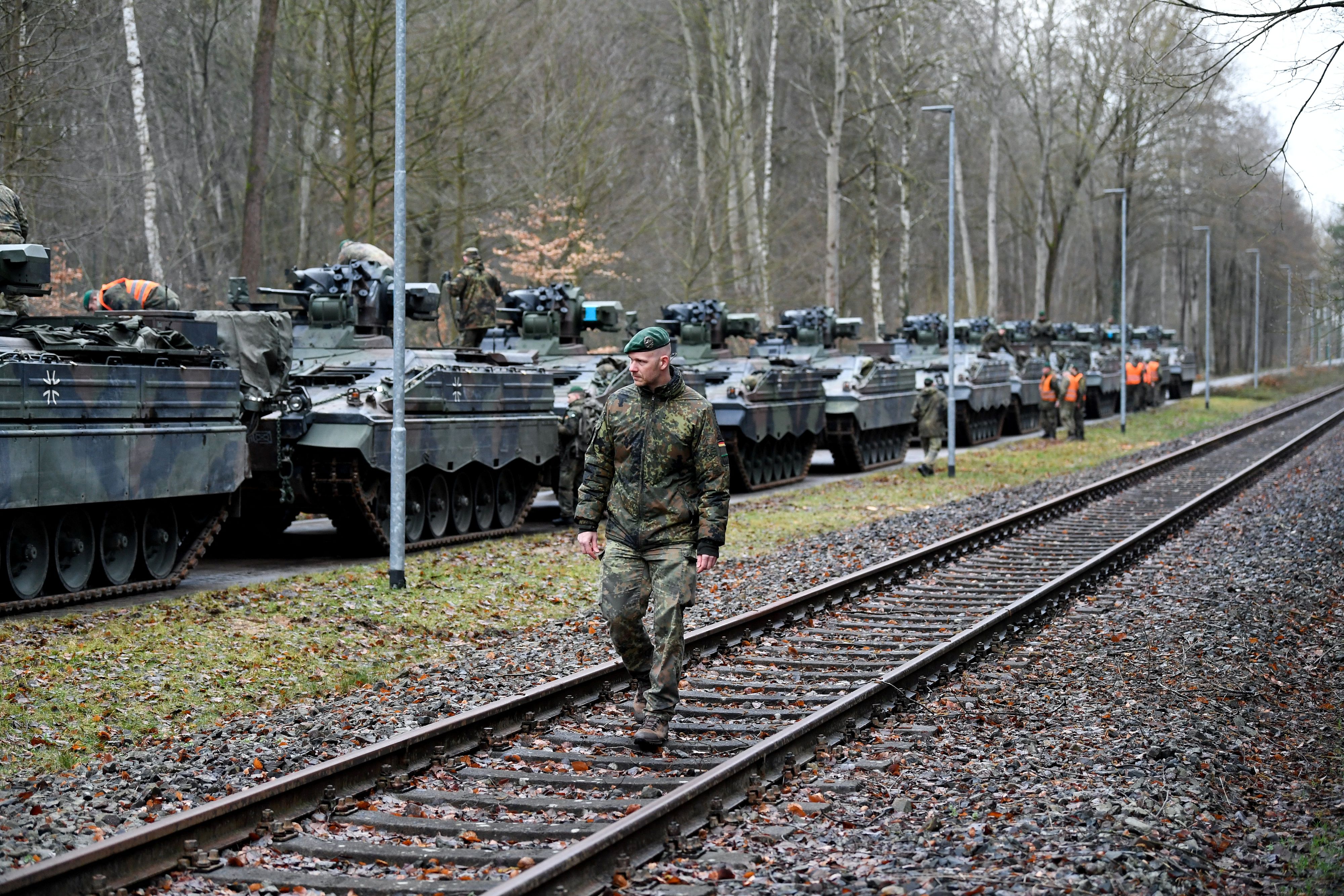 NATO-Schützenpanzer - hier bei der Überstellung nach Hohenfels (Archivfoto vom 20.2.2024)