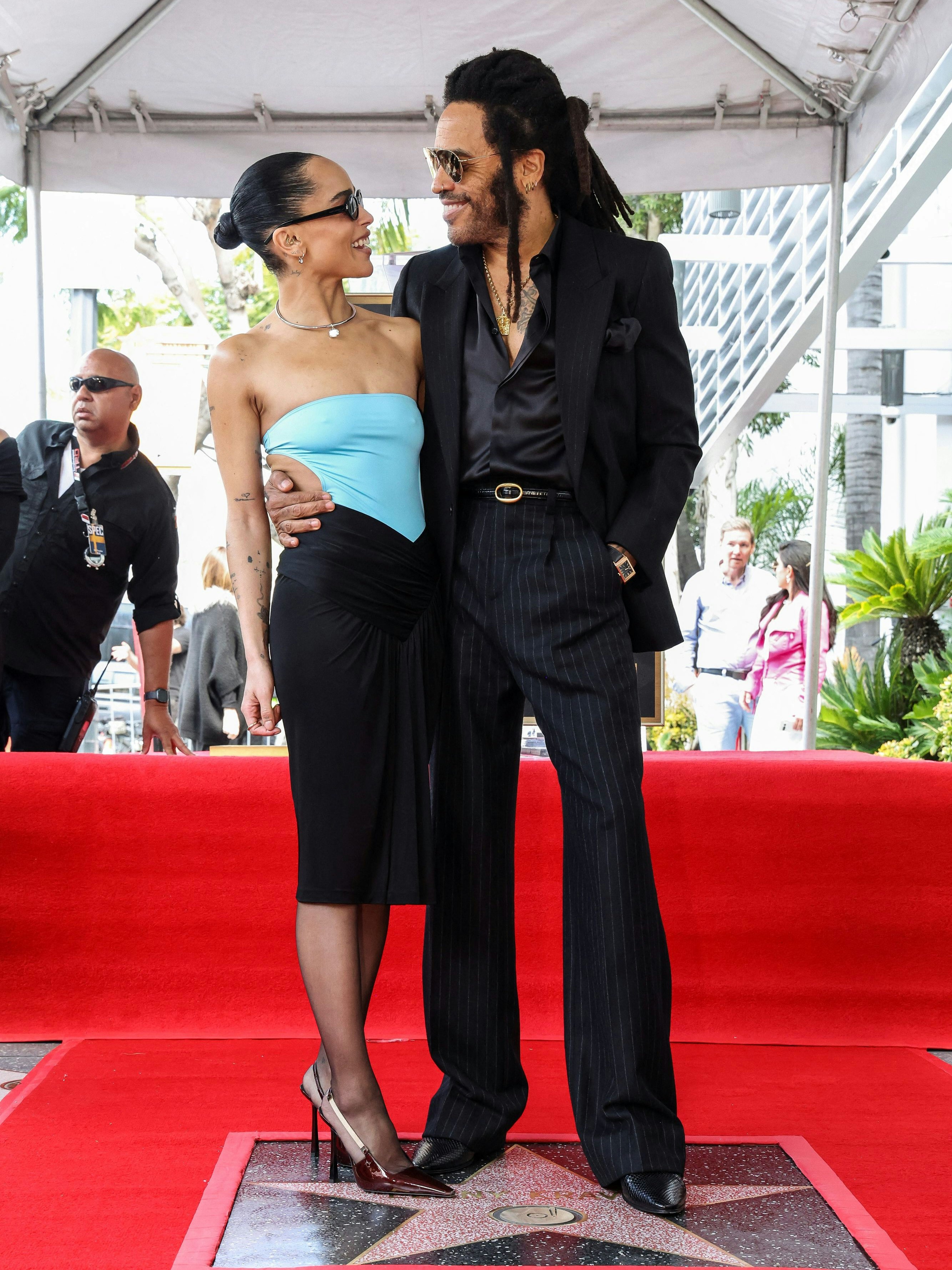Zoë Kravitz ihr Papa Lenny Kravitz am "Hollywood Walk of Fame" in Los Angeles.