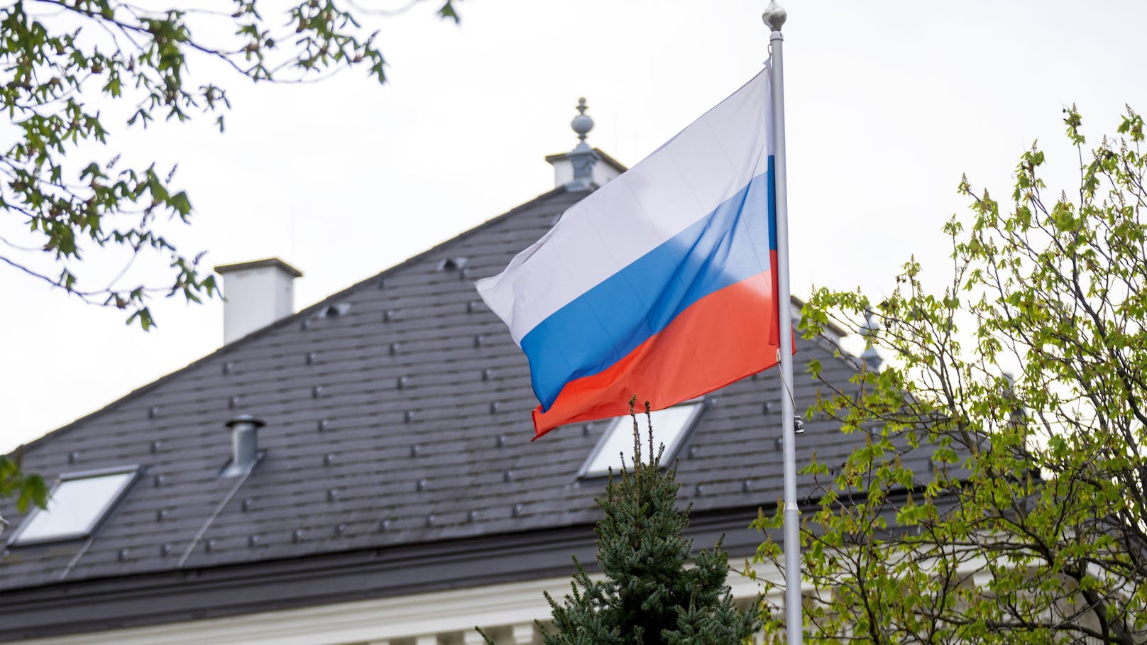 Österreich weist zwei russische Diplomaten aus