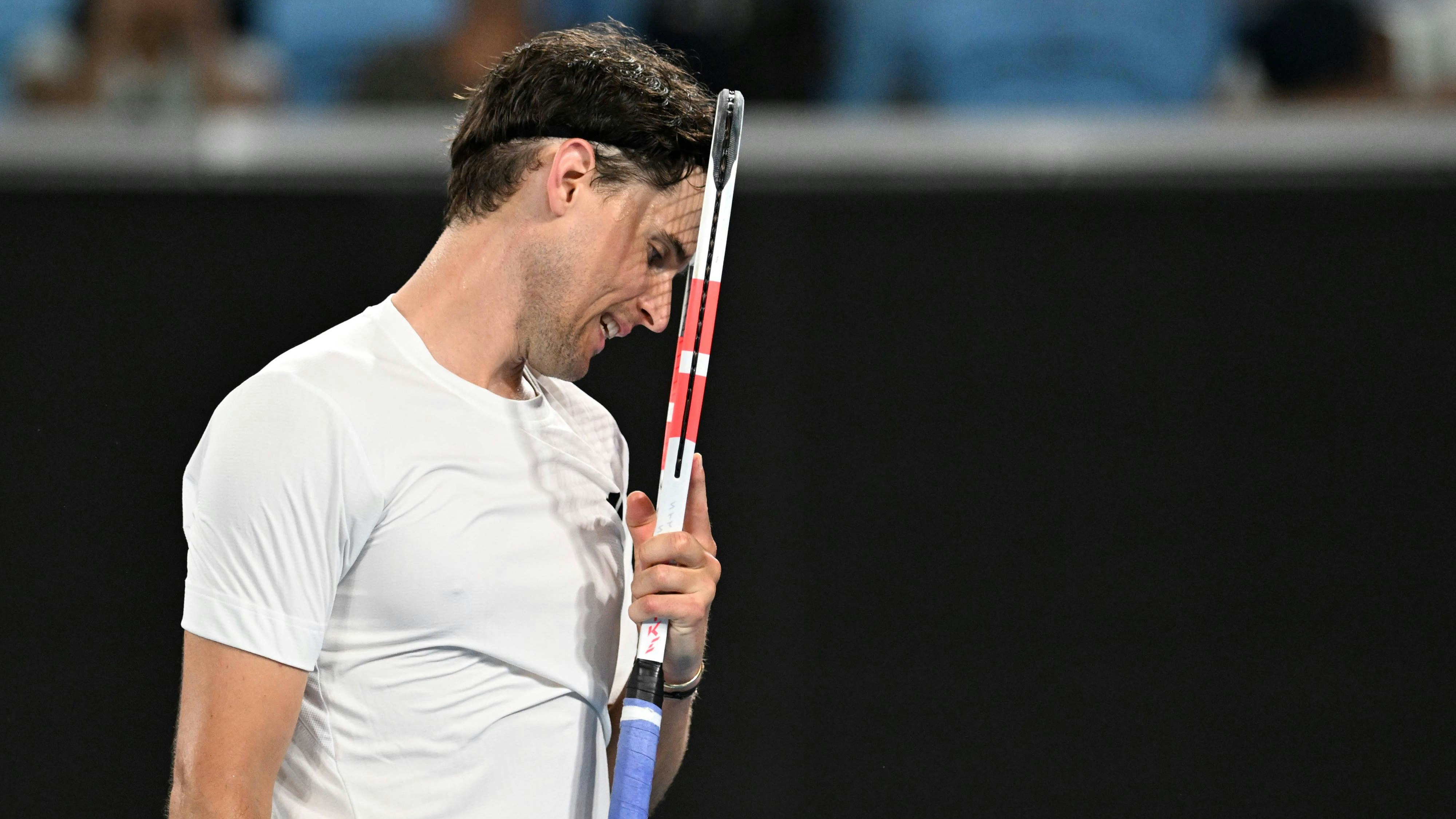Österreichs Tennis-Star Dominic Thiem blamiert sich gegen die Nummer 295 der Welt. 