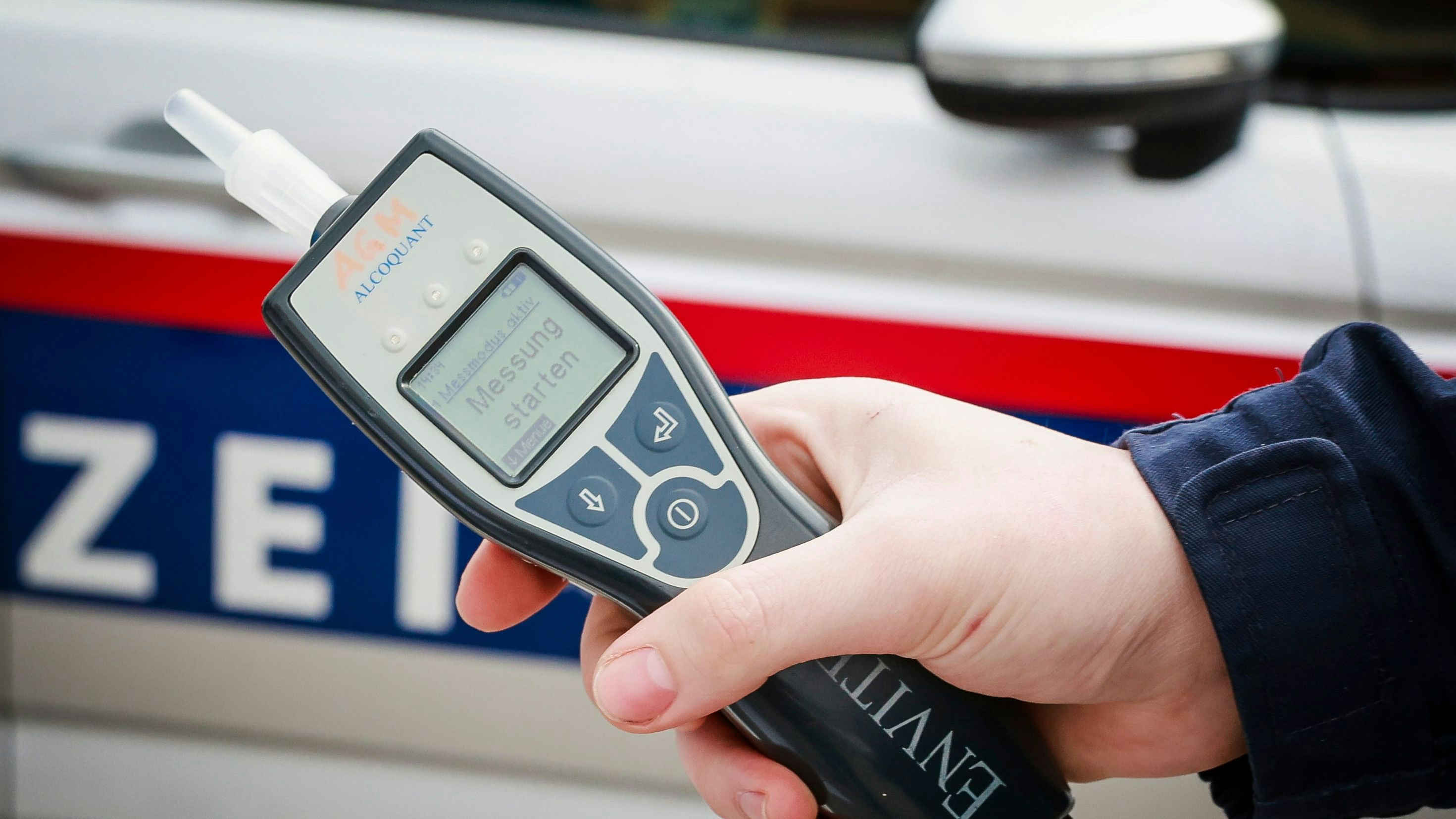 Heute.at - 1,7 Promille! Lenkerin (78) zieht Spur der Verwüstung