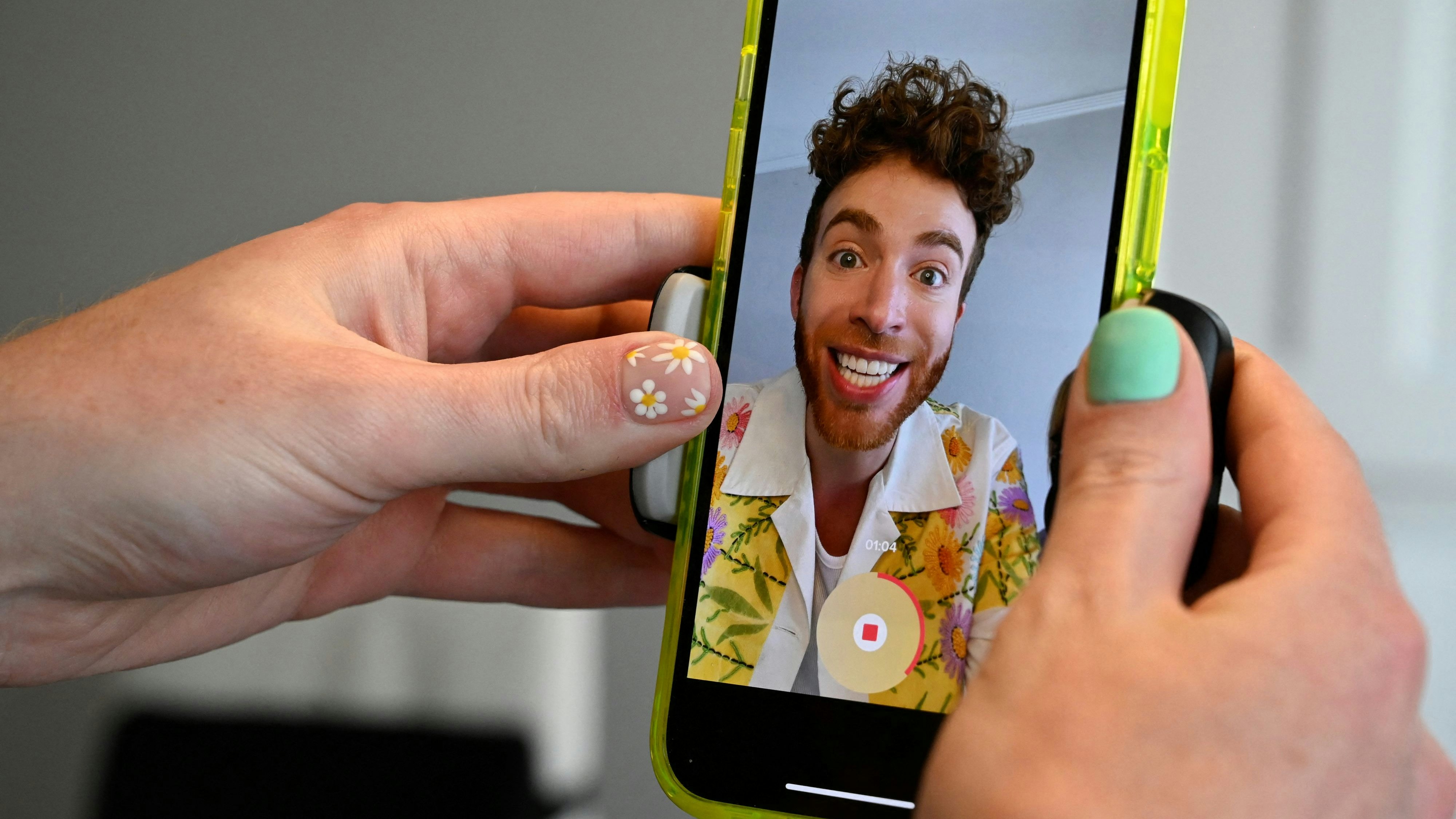 Heute.at - Junge Menschen gehen mit Kündigungsvideos viral