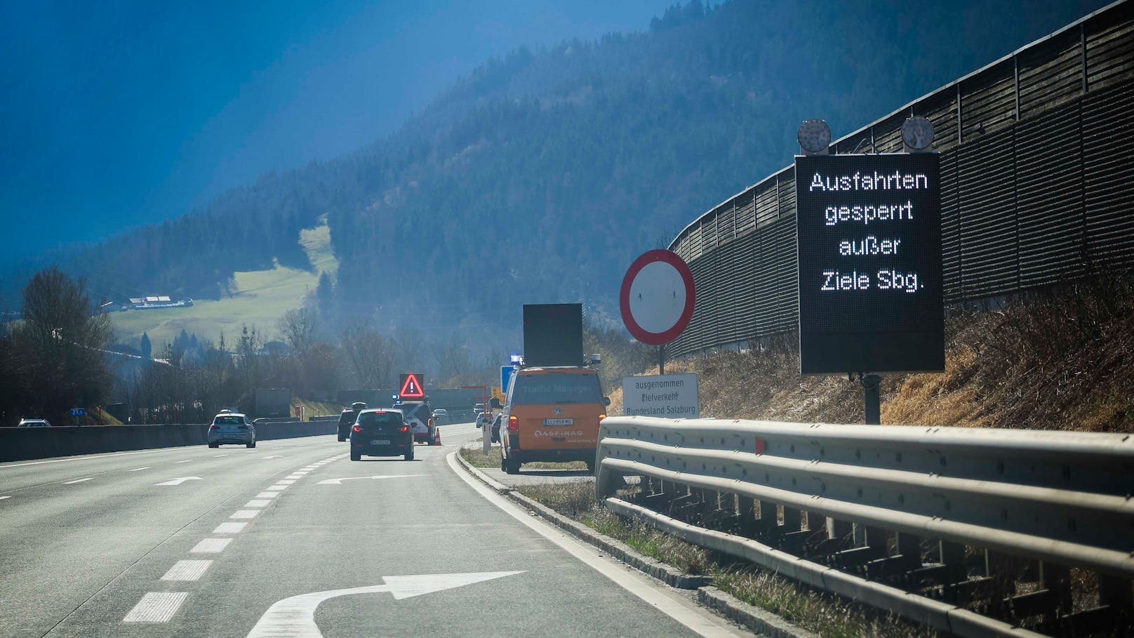 235 km/h! Raser (21) verblüfft mit dreister Ausrede