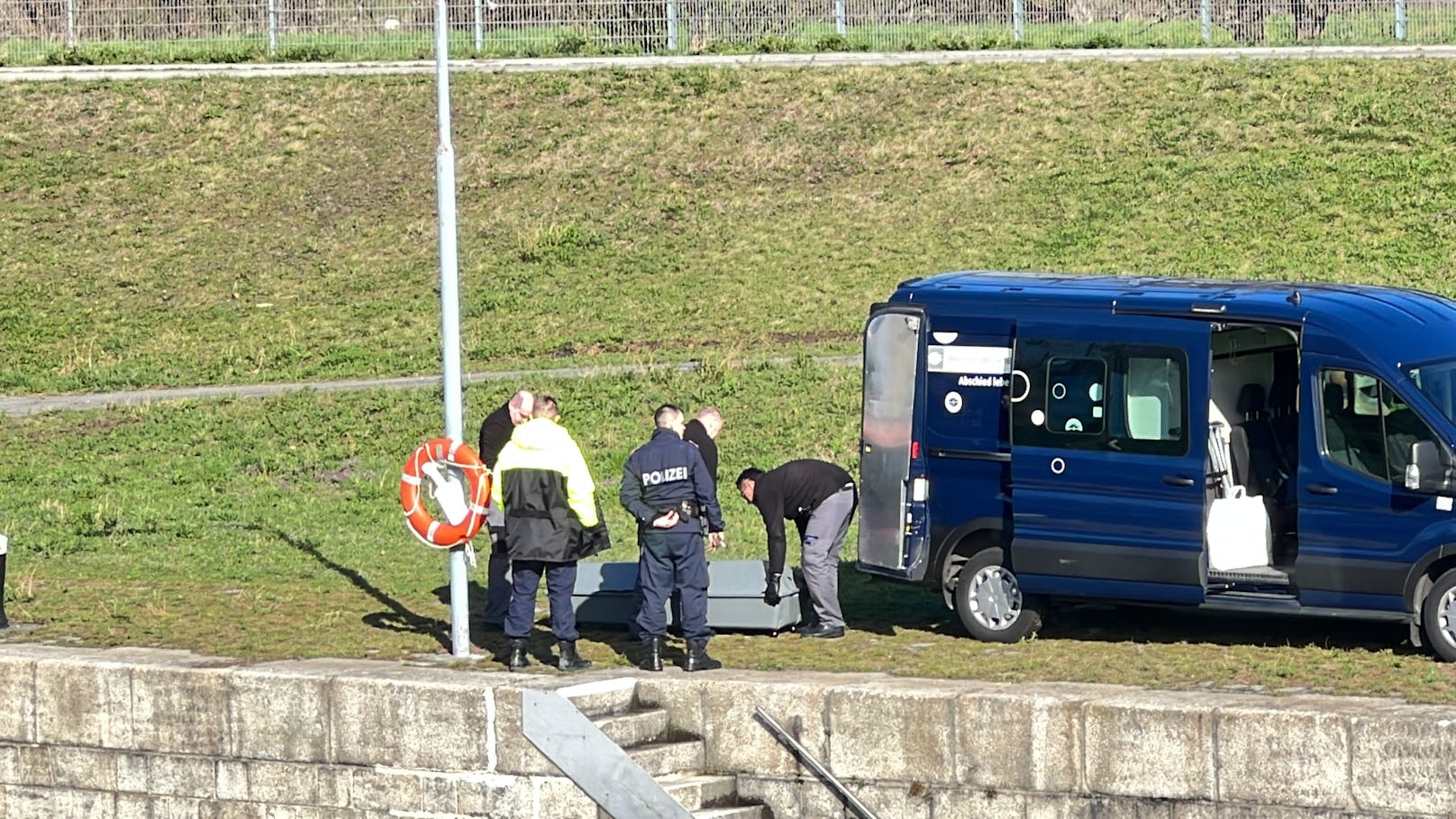 Die Polizei hat die Ermittlungen übernommen. 