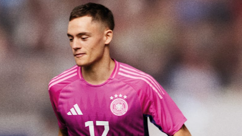 Florian Wirtz im neuen DFB-Look