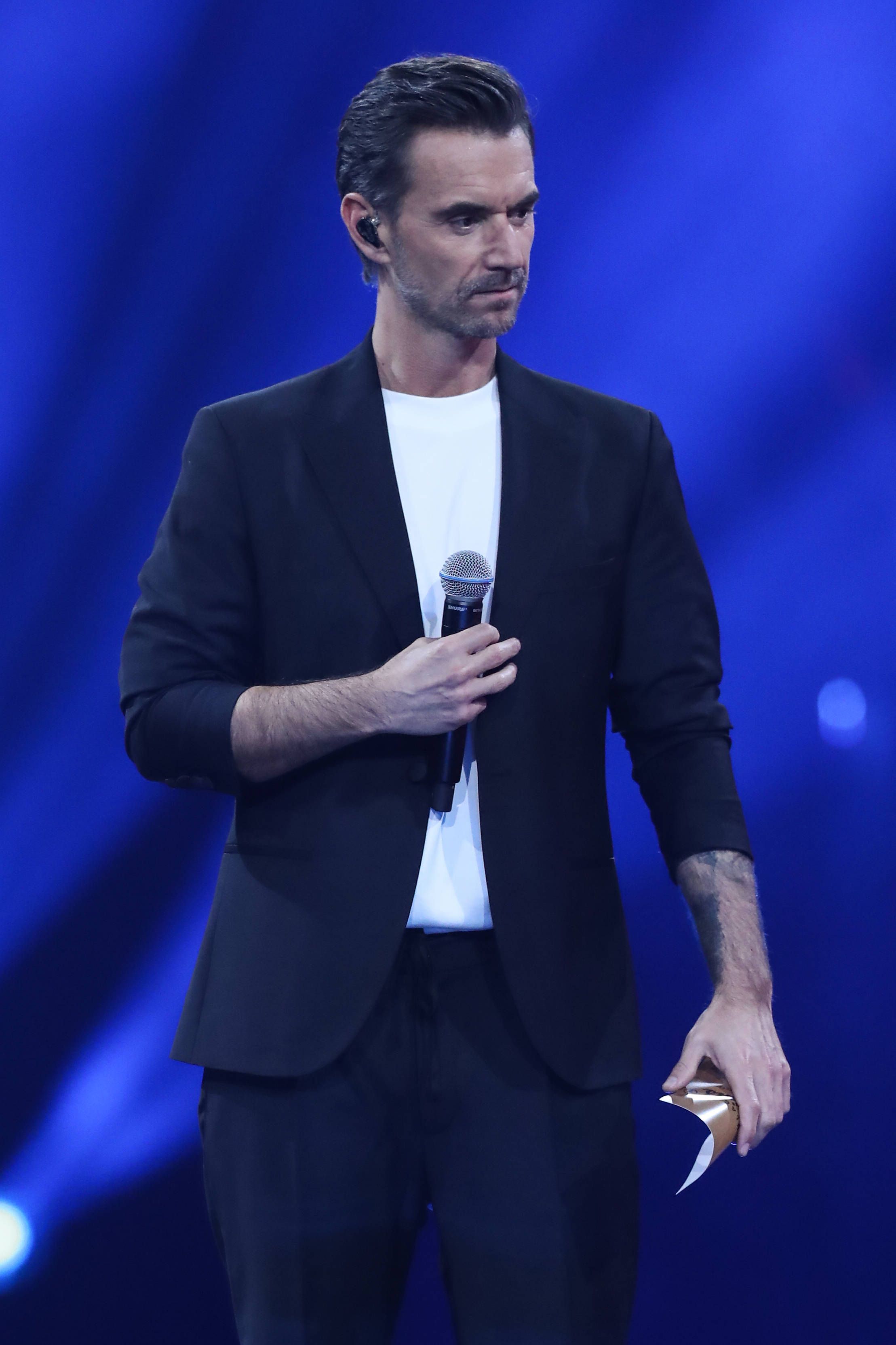 Moderator Florian Silbereisen muss seine geplante Sendung plötzlich an Schöneberger übergeben.