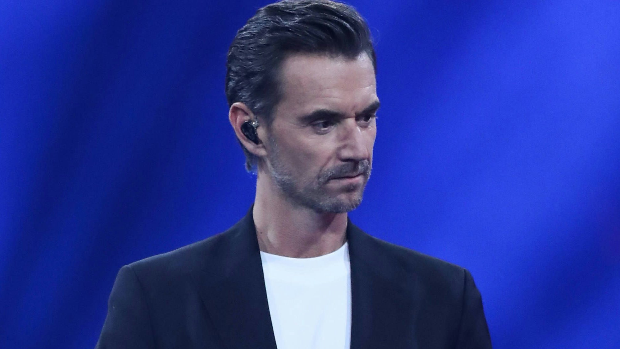 Moderator Florian Silbereisen muss seine geplante Sendung plötzlich an Schöneberger übergeben.