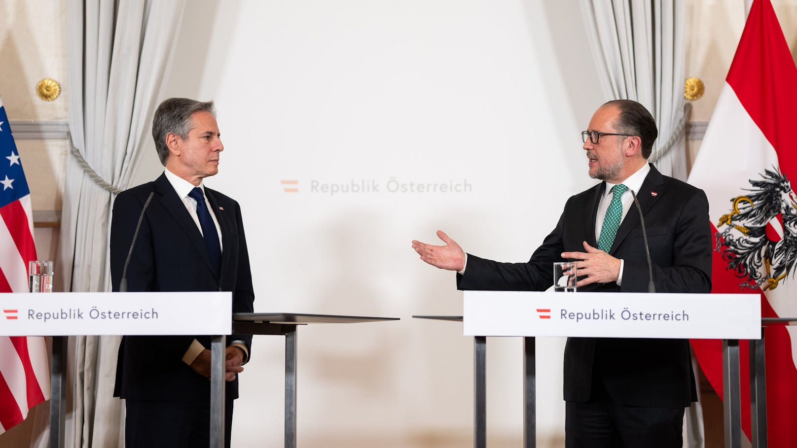 US-Außenminister überschüttet Österreich mit Lob