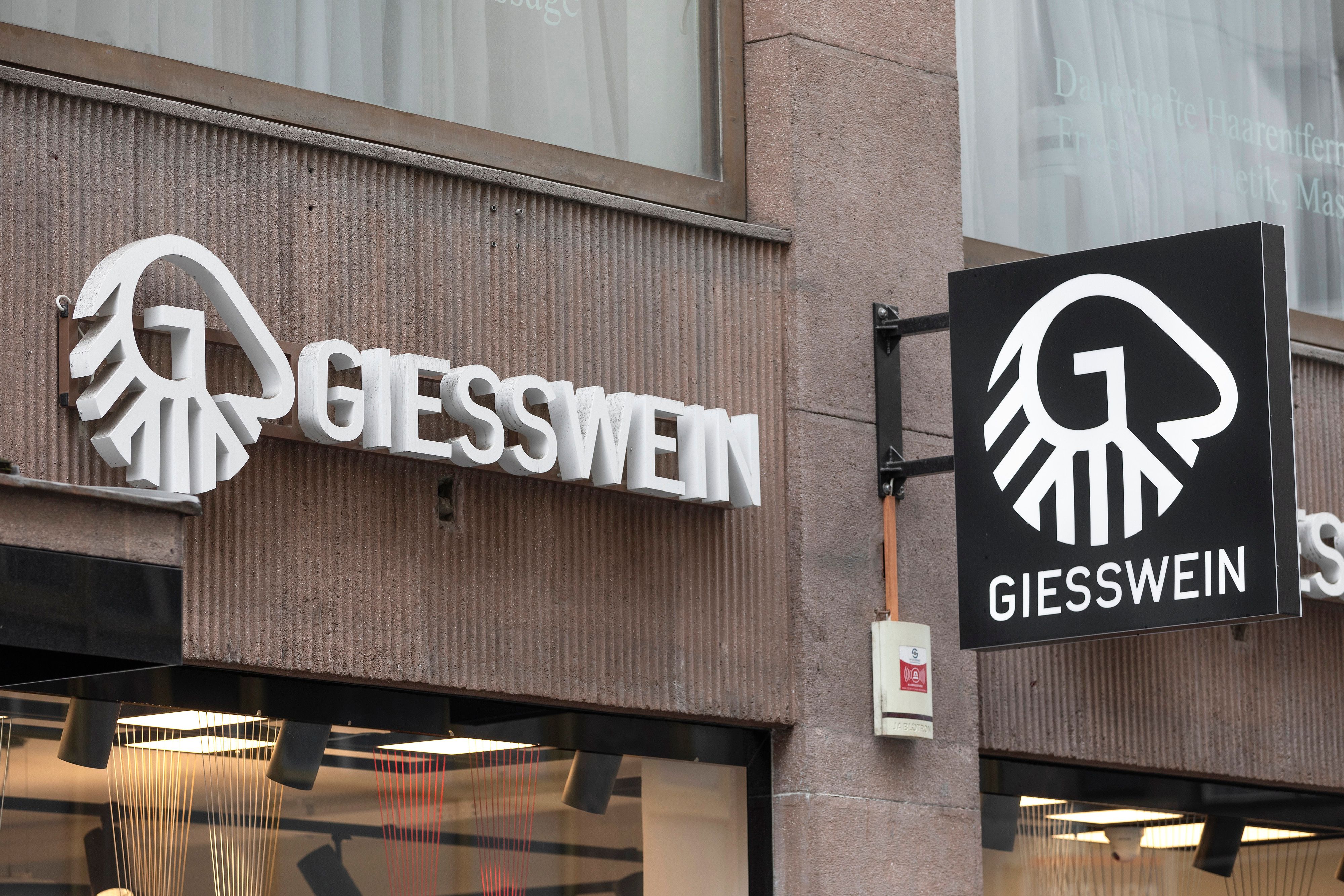 Produktion geht: Giesswein zieht einen Teil der Fertigung nun aus Brixlegg (Tirol) ab.