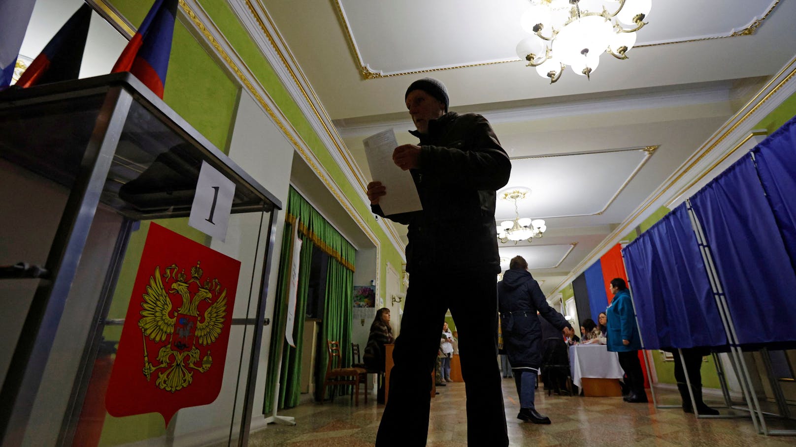 Panik bei Putin-Wahl: Bombe vor Wahllokal explodiert