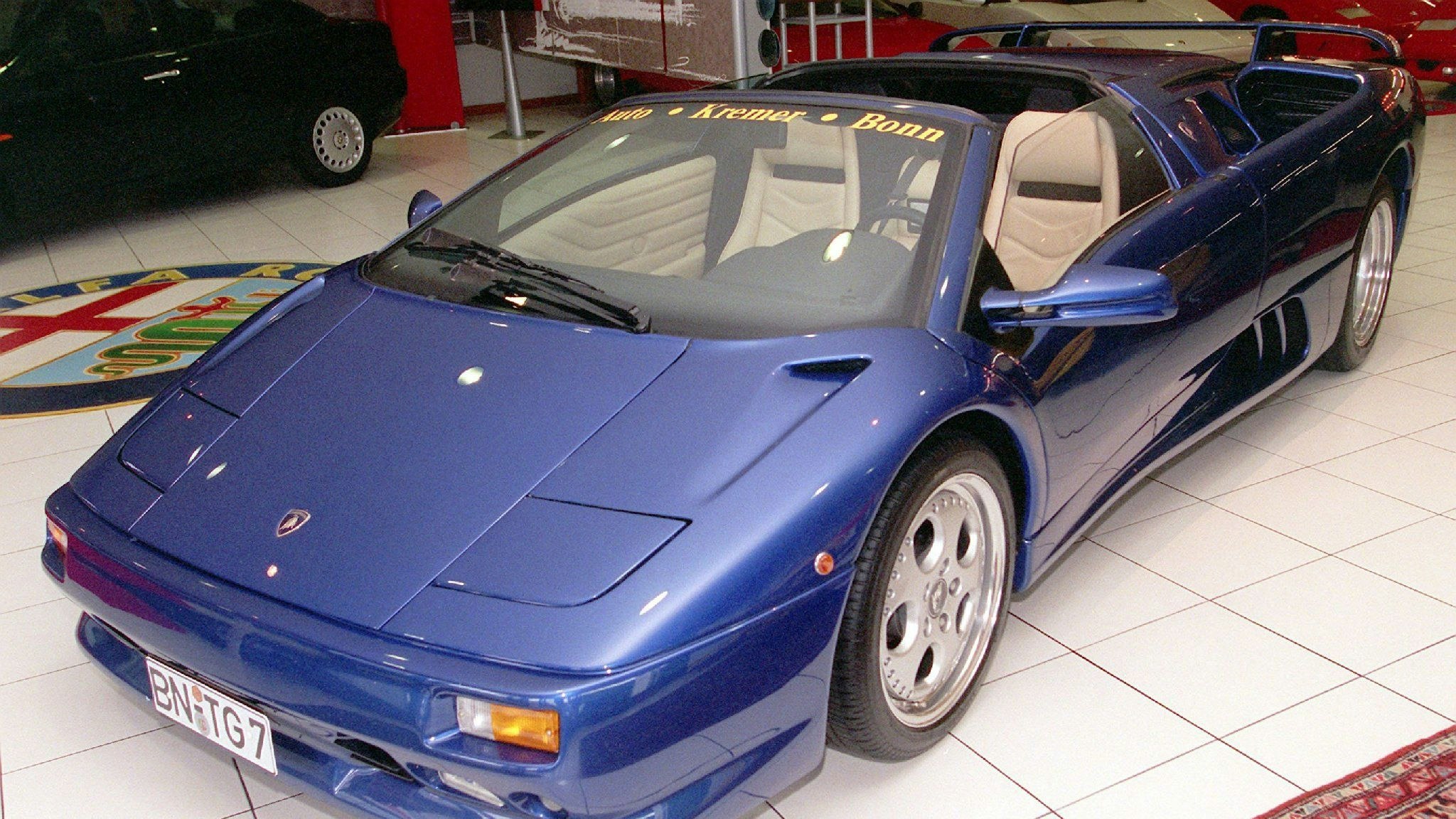 Lamborghini Diablo, Bauzeit 1990 bis 2001, bis zu 653 PS