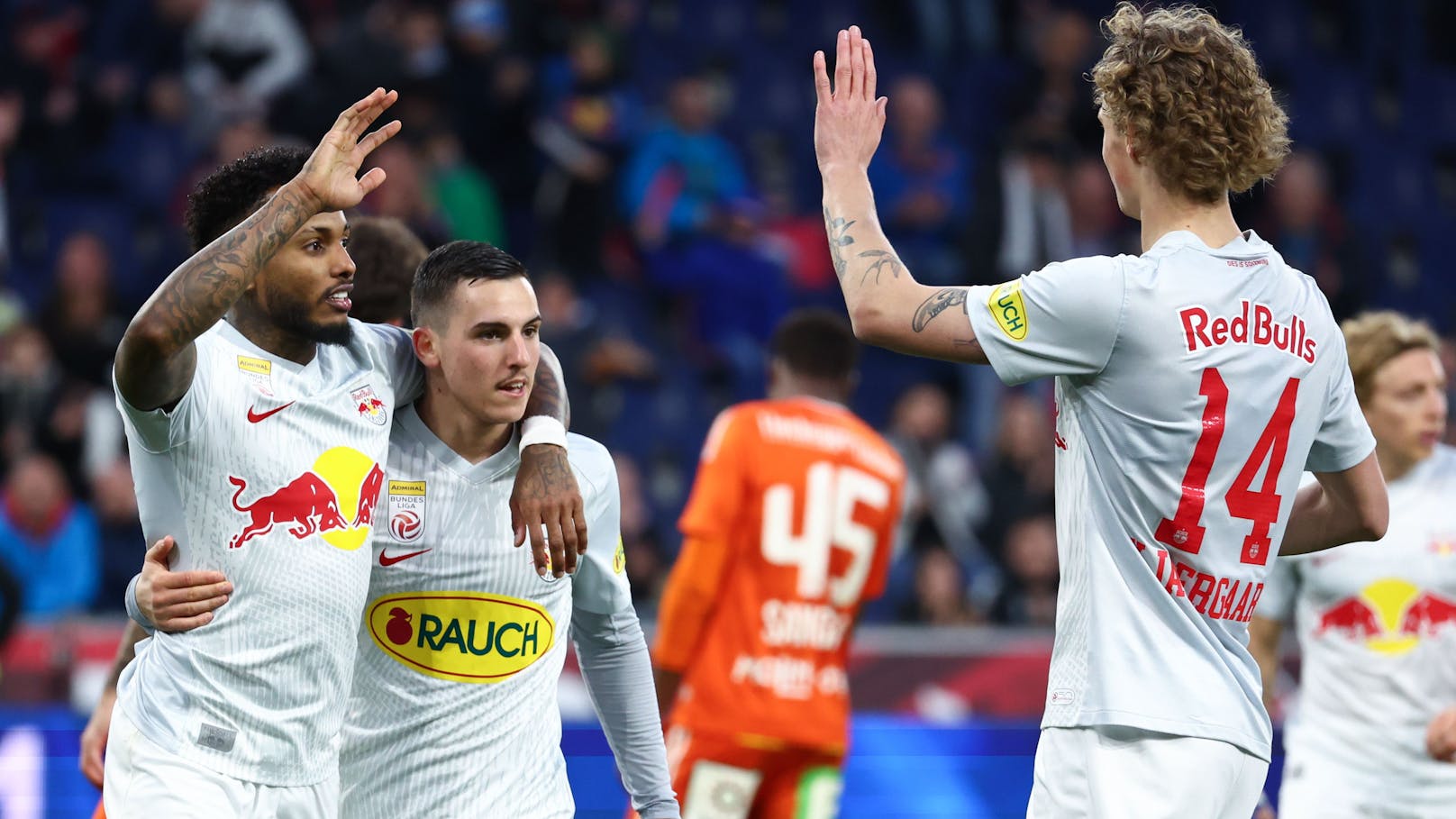 5:1! Salzburg verteidigt gegen Hartberg Tabellenführung