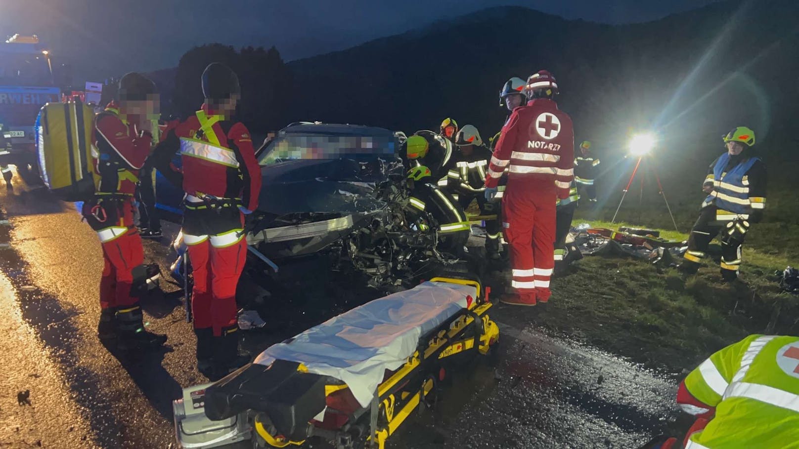 Der Unfallhergang wird von der Polizei ermittelt.