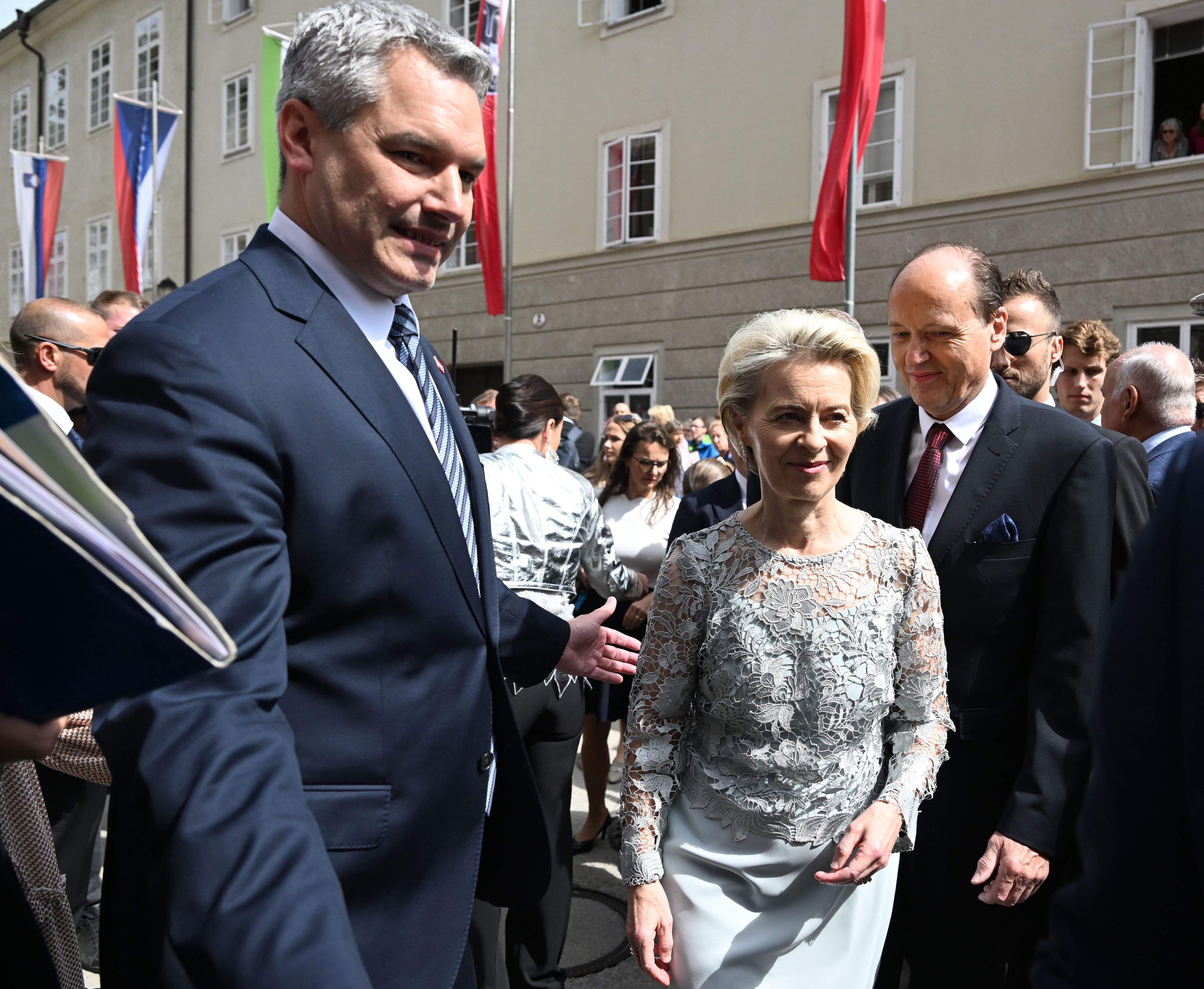 Führen die EU-Delegation in Kairo an: Karl Nehammer und Ursula von der Leyen.