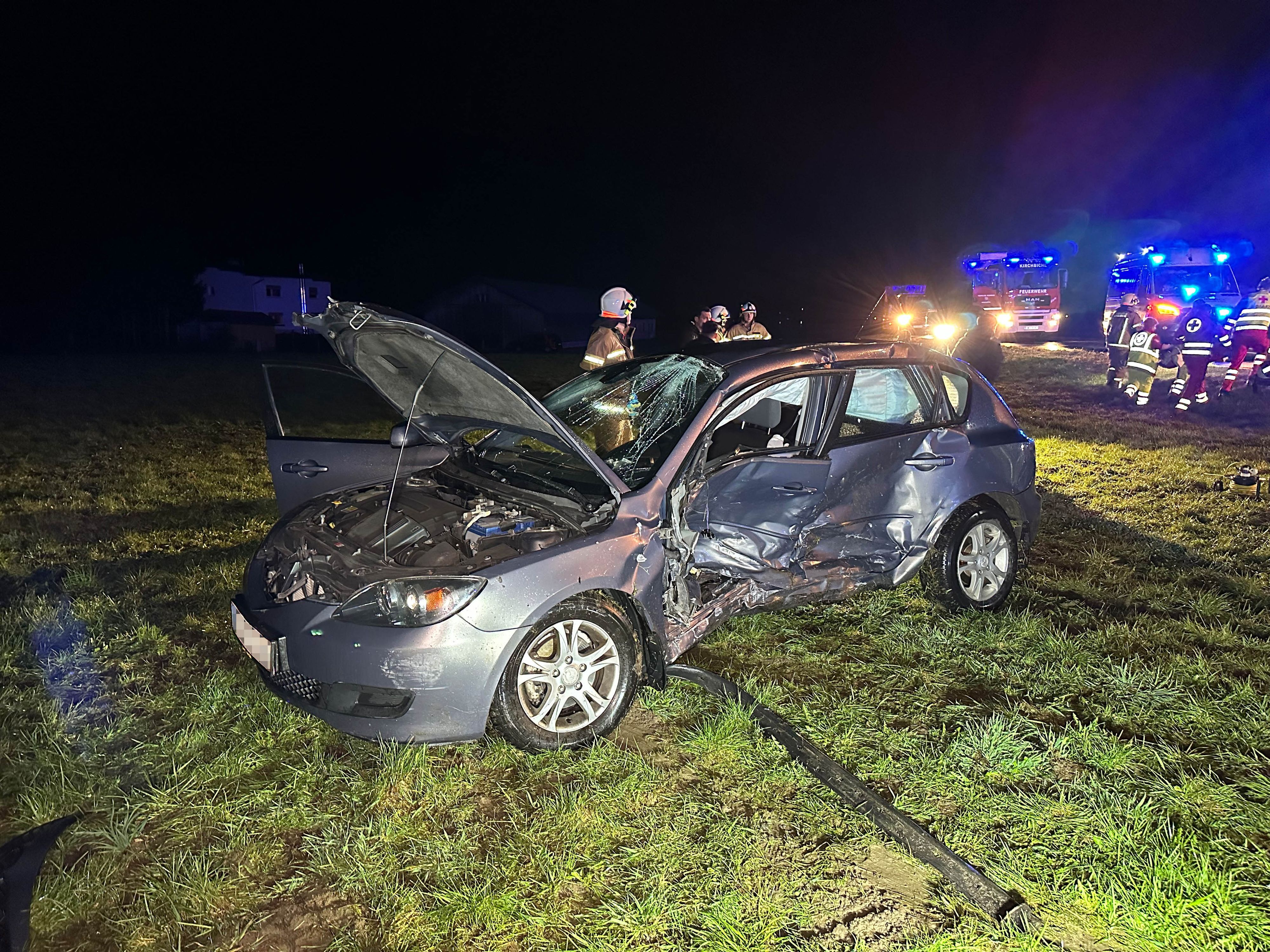 Verkehrsunfall auf der Tiroler Bundesstraße in Kirchbichl.