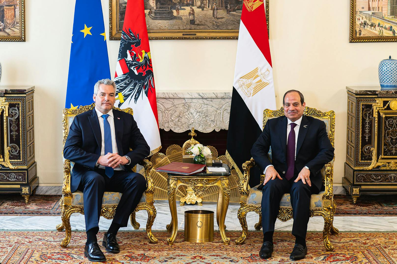 Nehammer mit Präsident El-Sisi.