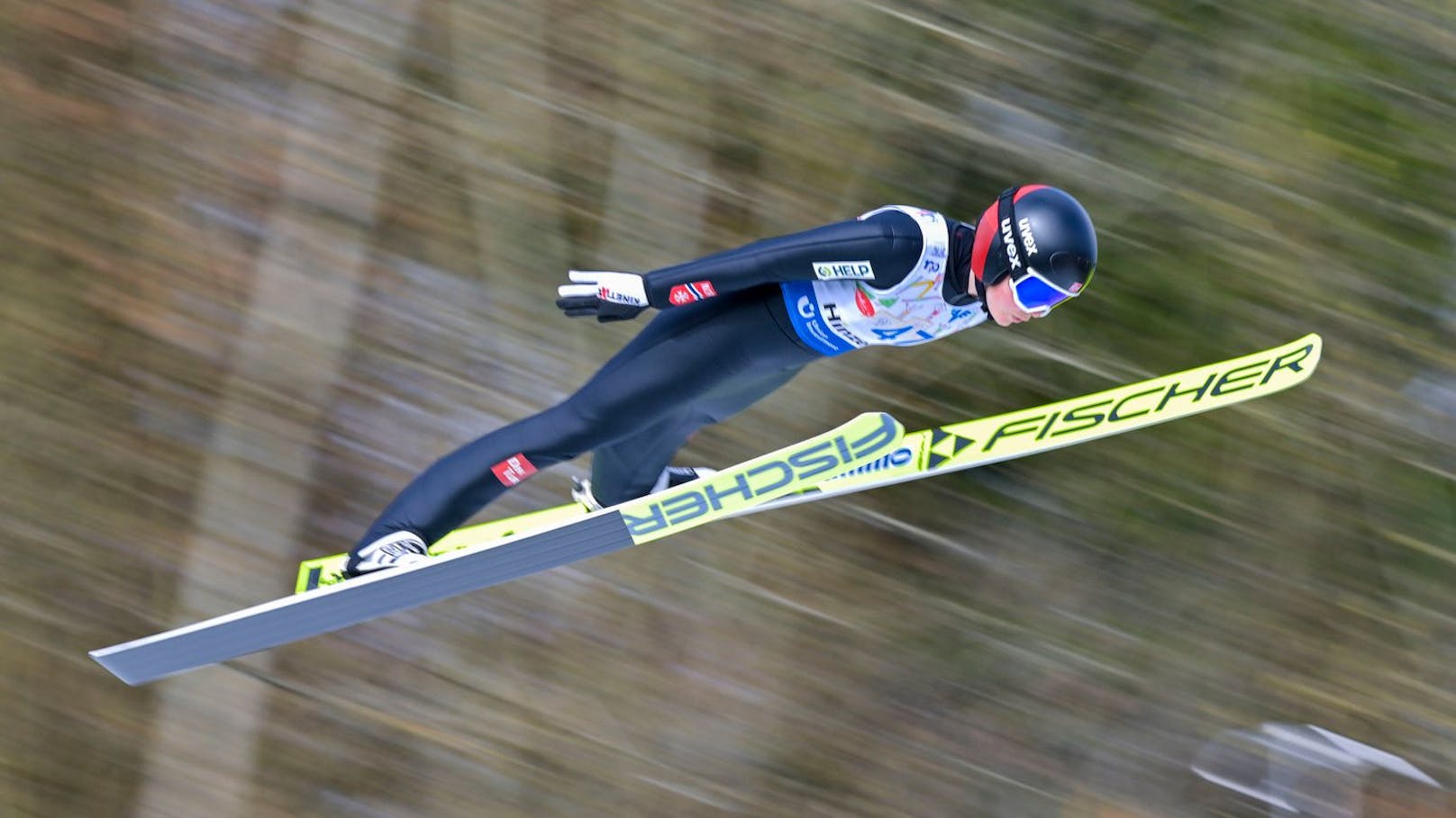 230,5 Meter! Weltrekord-Sprung bei Skifliegerinnen