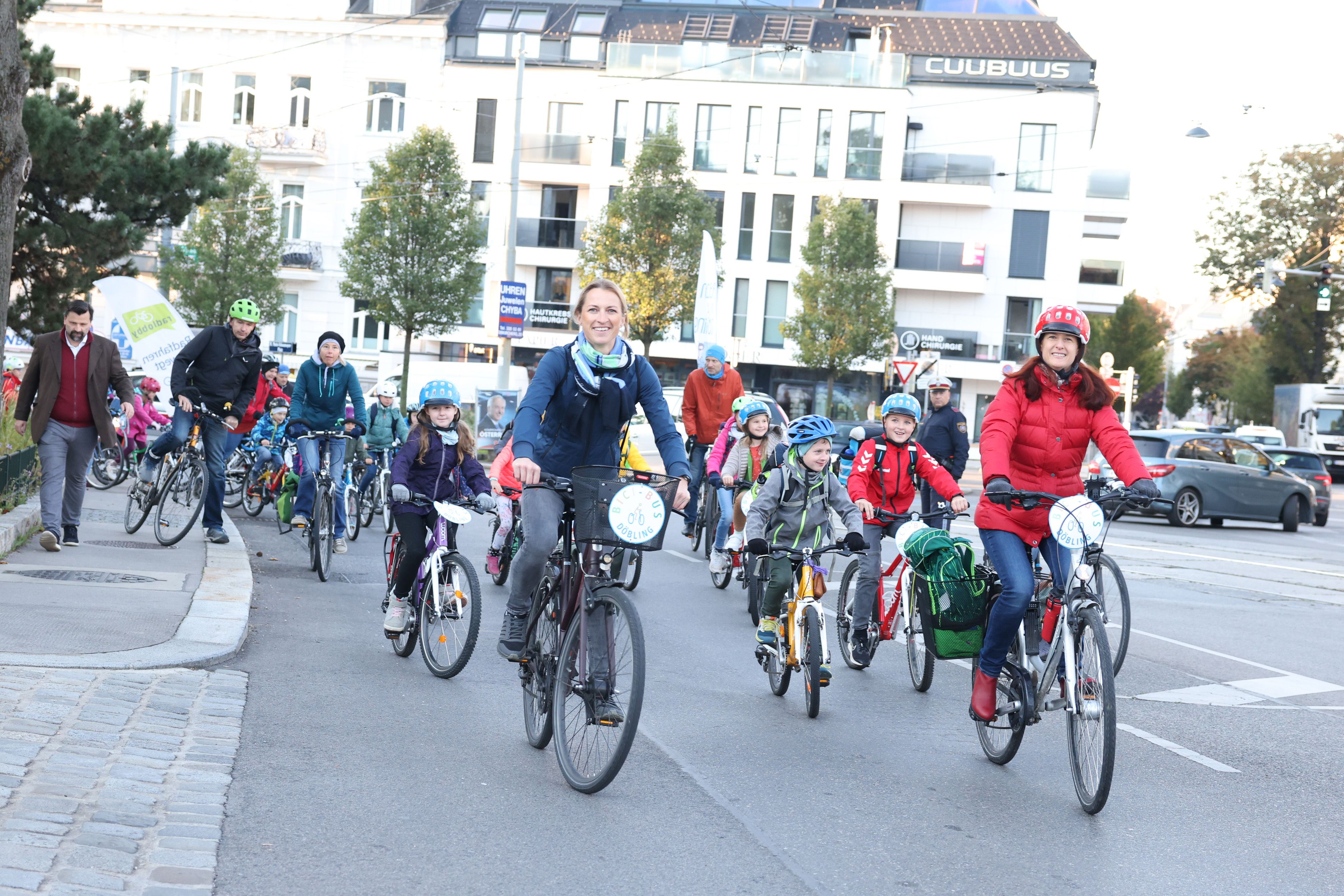 Mit dem Bicibus können Kinder in bereits mehreren Bezirken täglich mit dem Fahrrad in die Schule fahren.