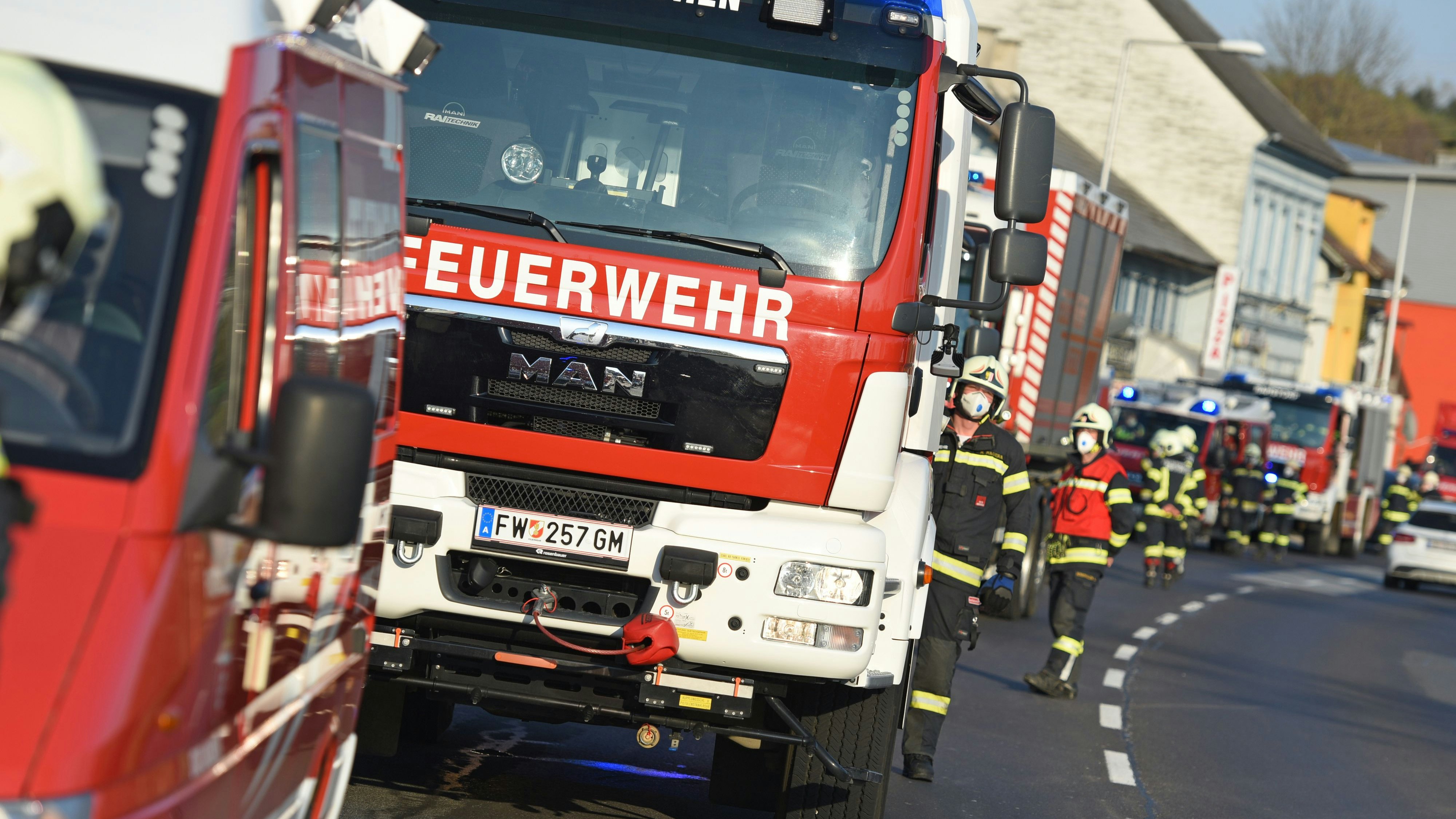 Die Feuerwehr musste mit 19 Einsatzkräften ausrücken. Symbolbild. 