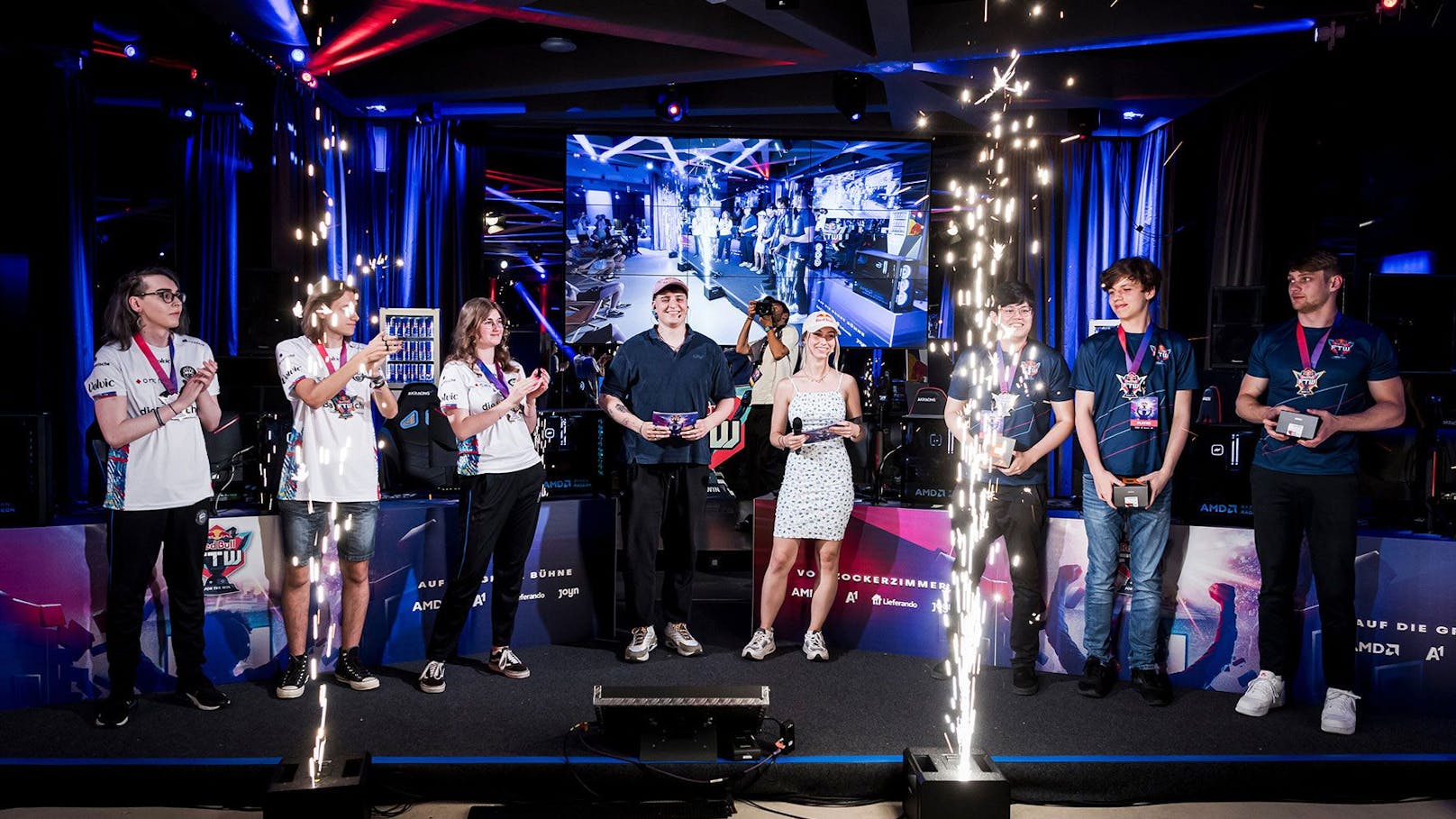 Red Bull For The Win 2024: Freizeitgamer können erneut E-Sport Profis herausfordern.