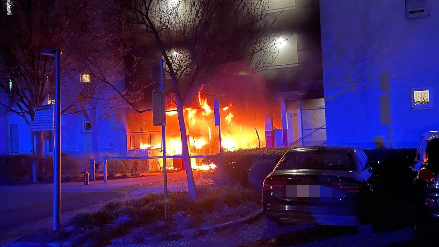 Foto eines <em>"Heute"</em>-Leserreporters, der in der Nähe wohnt und den Brand beobachtete.