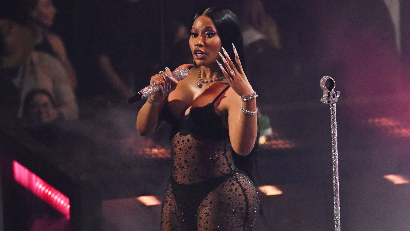 Nach Festnahme: Nicki Minaj entschuldigt sich bei Fans