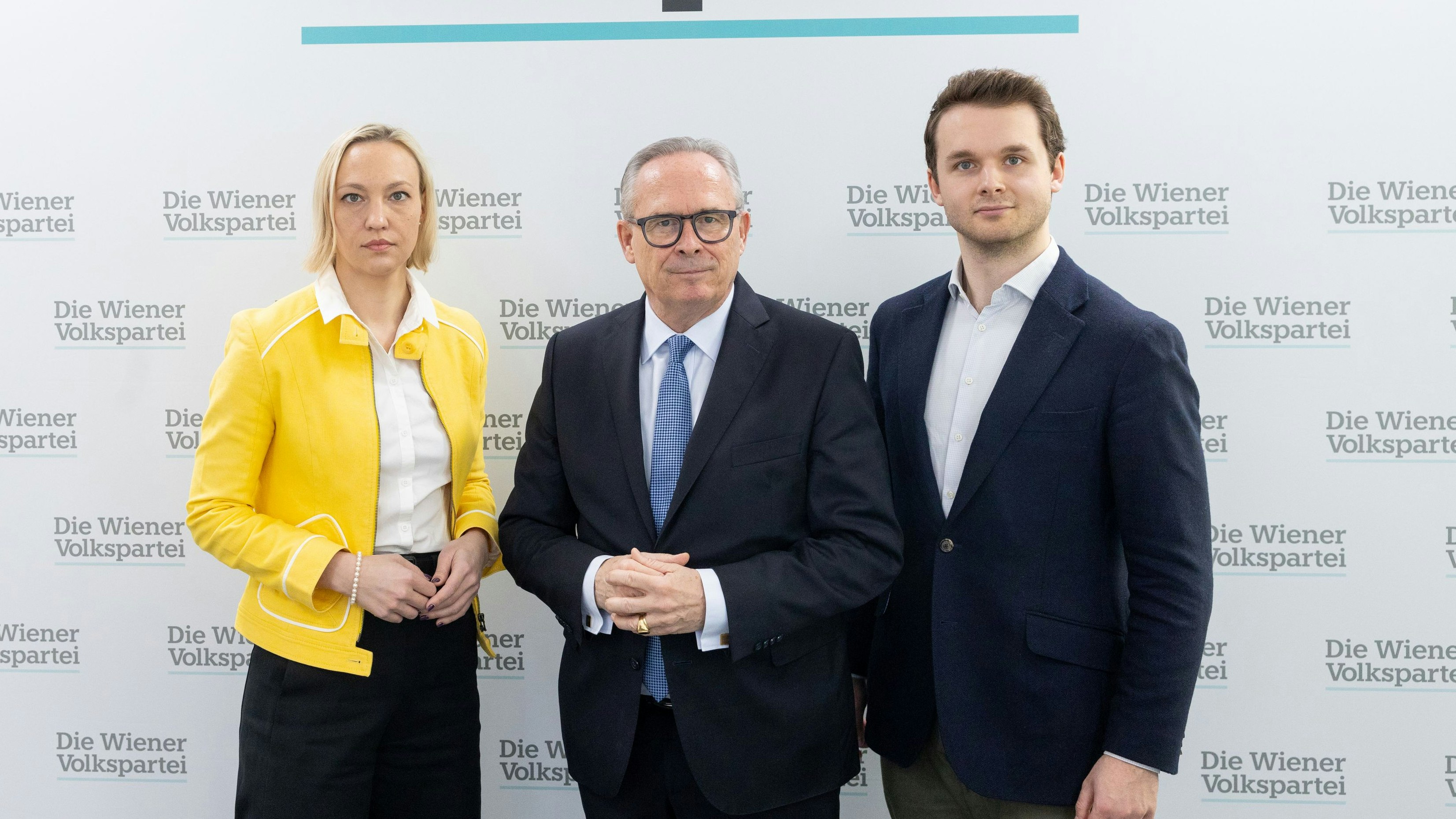 Die Wiener Volkspartei unter Integrationssprecherin Caroline Hungerländer, Stadtrat Karl Mahrer und Bildungssprecher Harald Zierfuß präsentierte ein Maßnahmenpaket gegen Jugendgewalt in Wien.